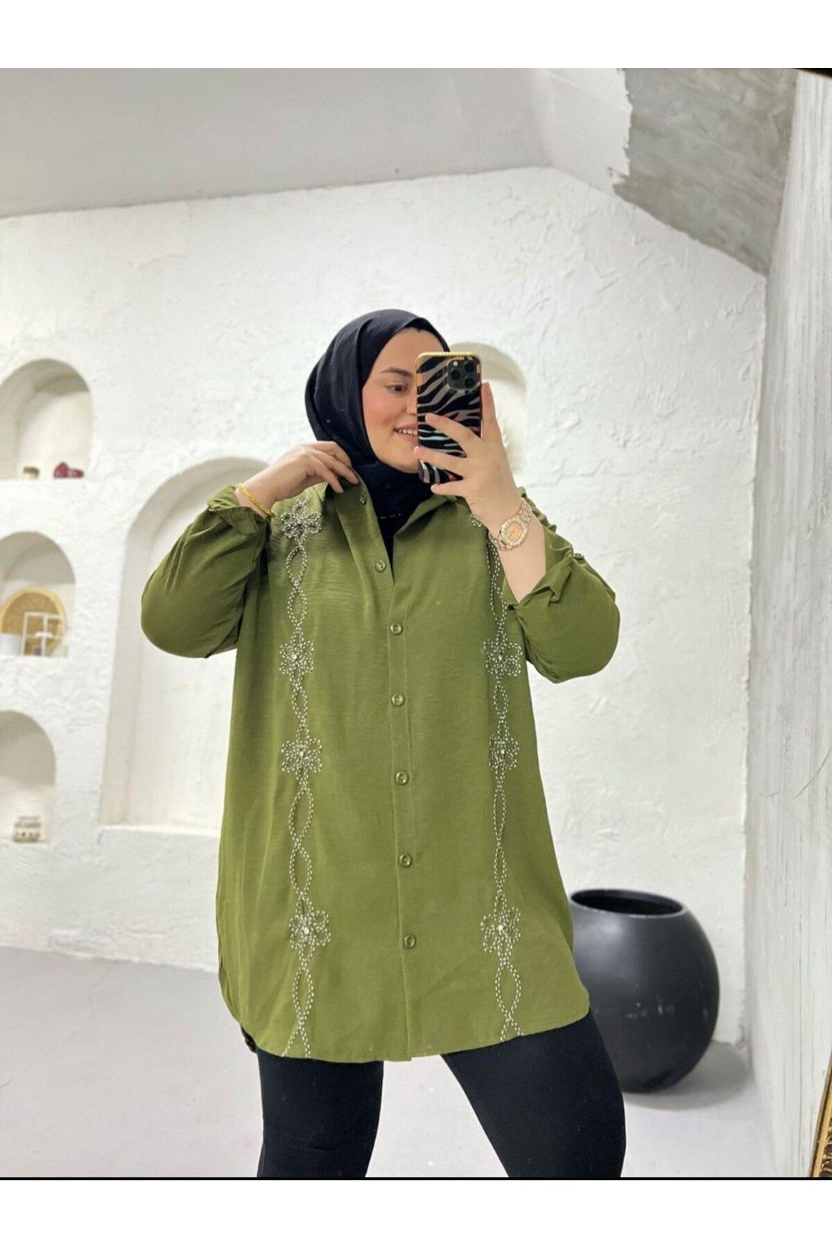 Sevda Kılınç 🌸 NAKIŞ DETAYLI AYROBİN GÖMLEK