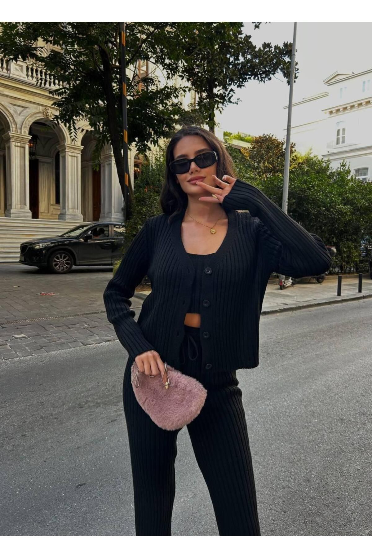 NZL TEKSTİL SWE DÜĞME DETAYLI HIRKA-BLUZ-PANTOLON 3'LÜ TAKIM