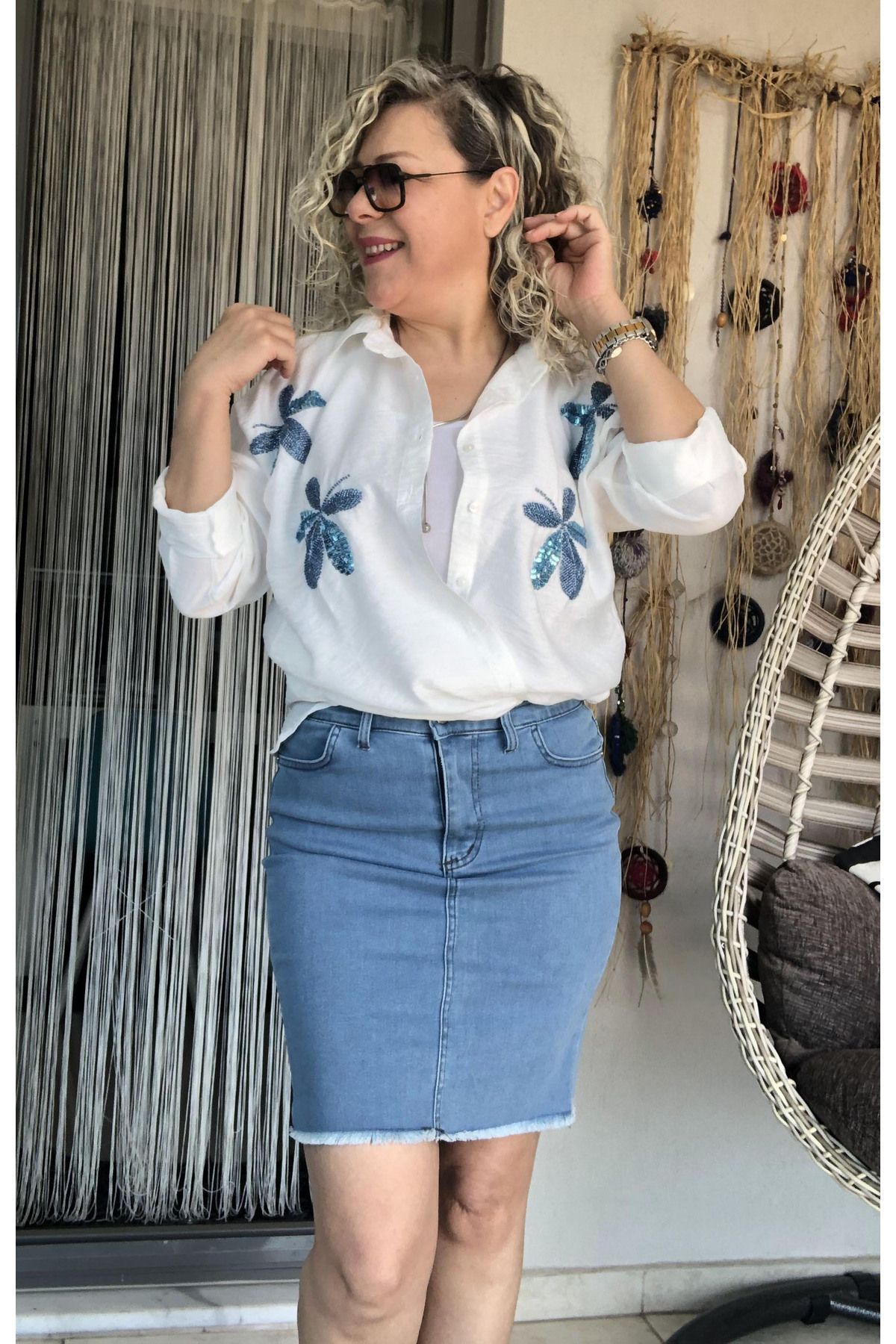 Dila Butik Rahat Kalıp Boncuk İşlemeli Gömlek