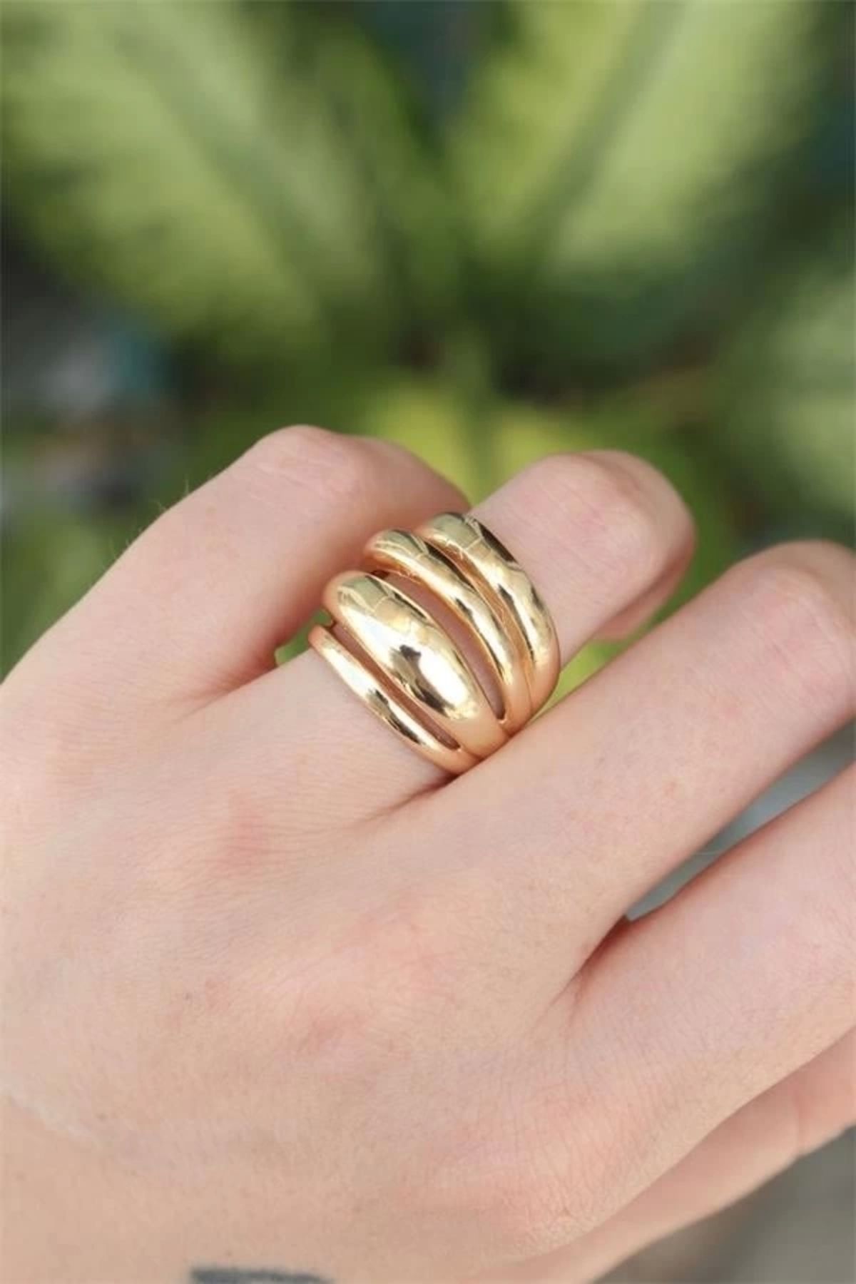 Lale Moda Pirinç Gold Renk Ayarlanabilir Tırtıklı Bombe Yüzük