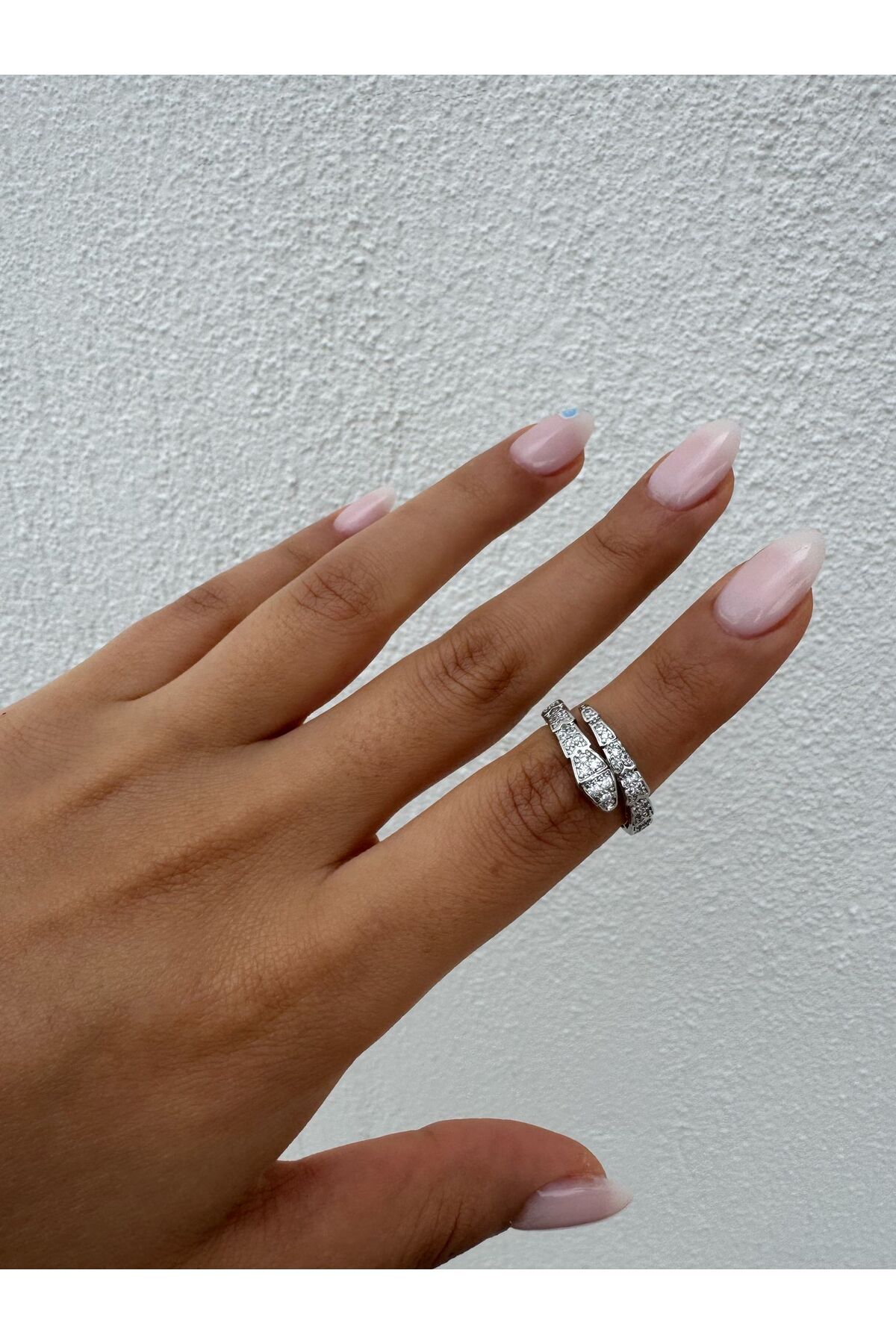 Jiji Jewelery Yılan Döngü Ouroboros Gümüş Renk Trend Paslanmaz Çelik Yüzük