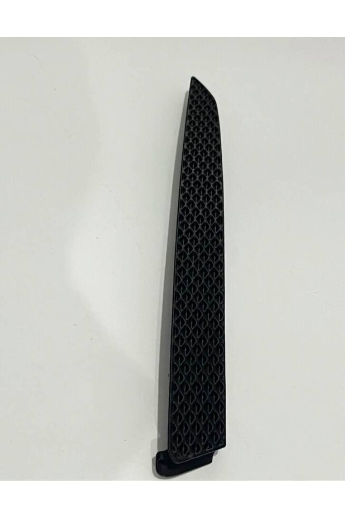 Fabrikasyon Ford Kuga 2013-2016 Tampon Far Altı Plastiği SAĞ-SOL TAKIM