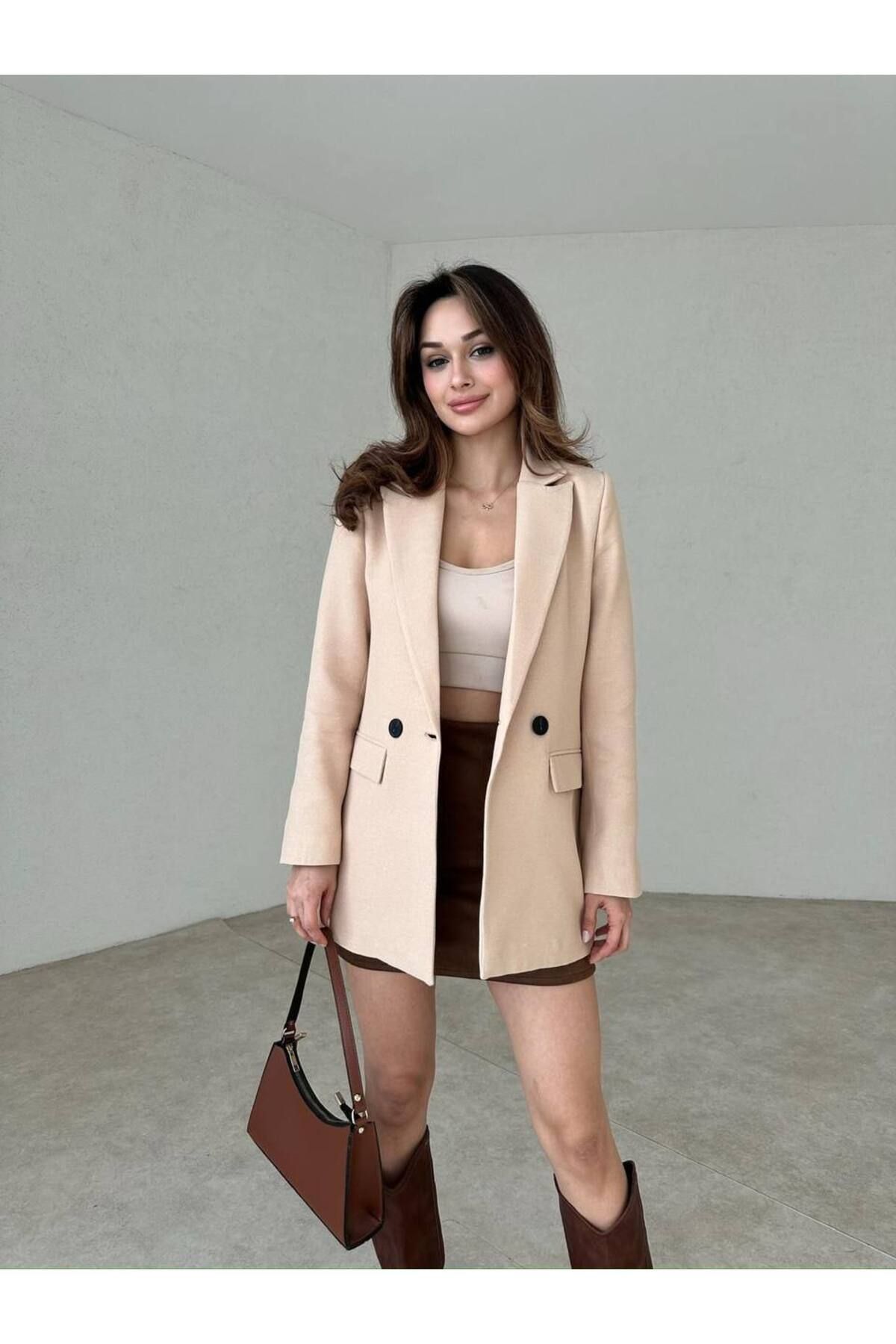 ENZOI Bej Kruvaze Yaka Keten Blazer Ceket - Çizgili Astar Detaylı