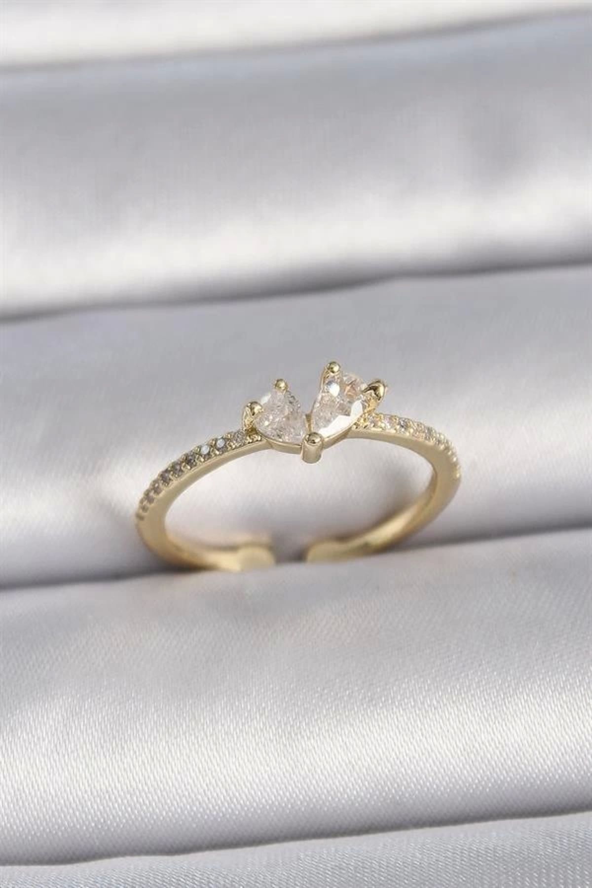 Lale Moda Pirinç Gold Renk Ayarlanabilir Zirkon Taşlı Kalp Model Kadın Yüzük