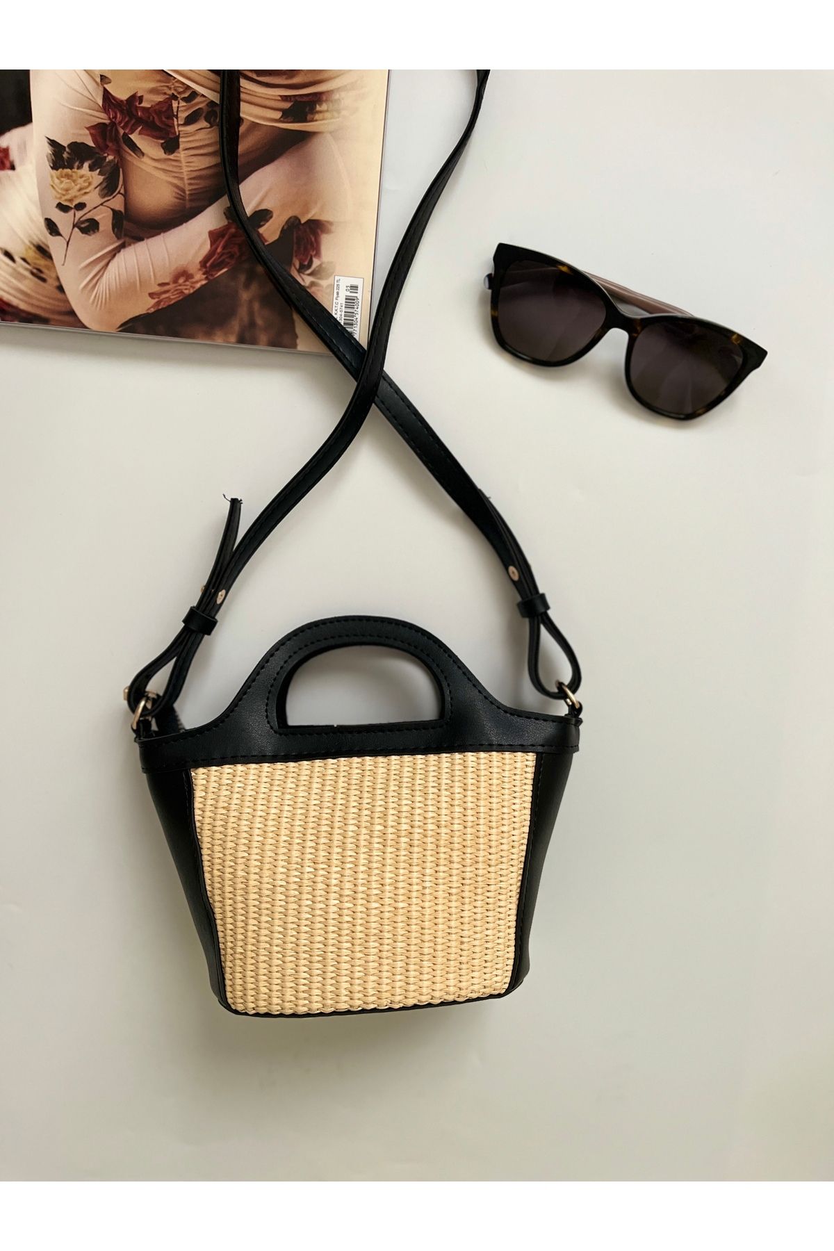 Babydoll Bag Kadın Mini Hasır Ayarlanabilir Çapraz Askılı Çanta (Toz Torbalı)