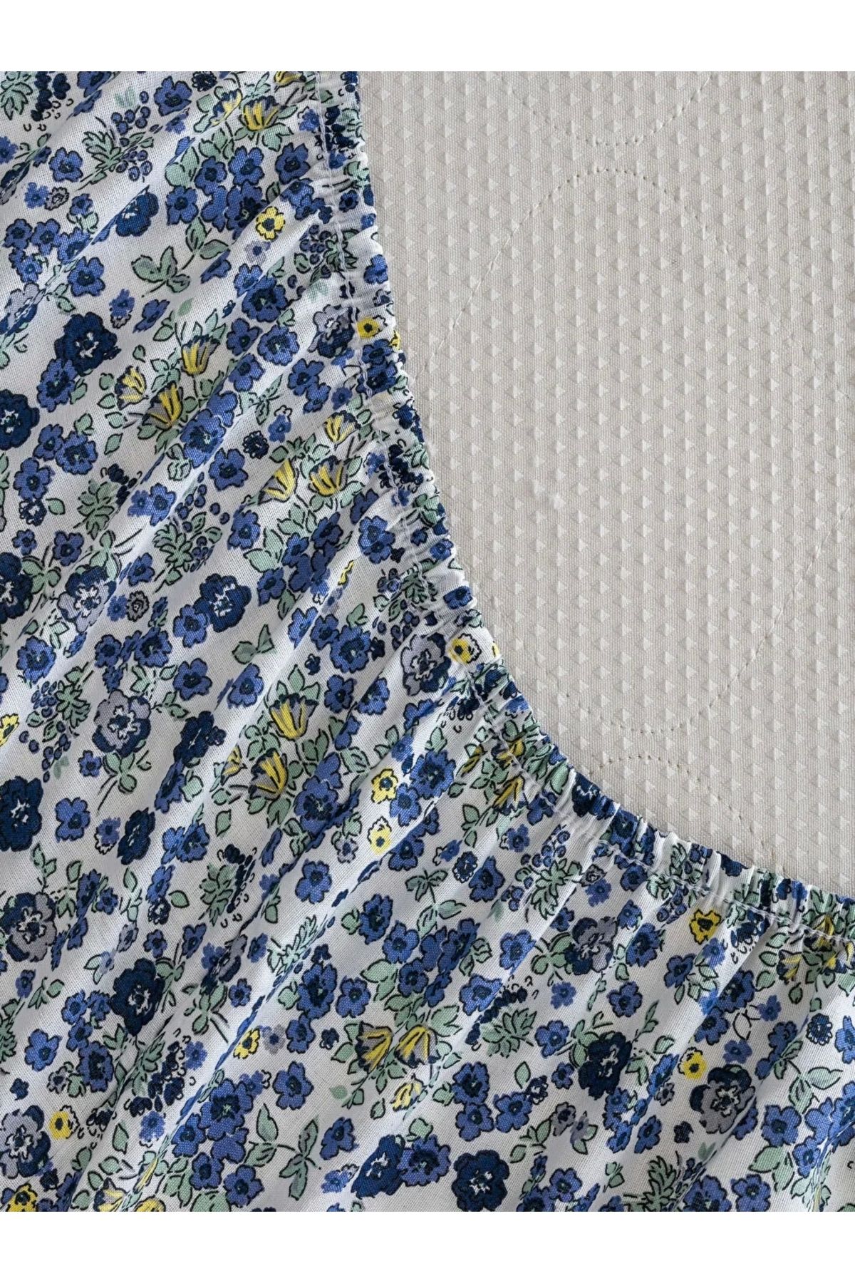 LC Waikiki-Lcw Home Mixed Floral Patterned Double Fitted Sheet 3