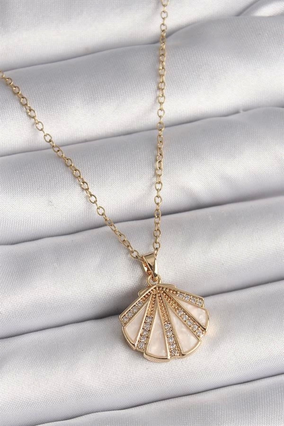 Lale Moda 316L Çelik Gold Renk Zincir Zirkon Taşlı Beyaz Mineli Deniz Kabuğu Model Kadın Kolye