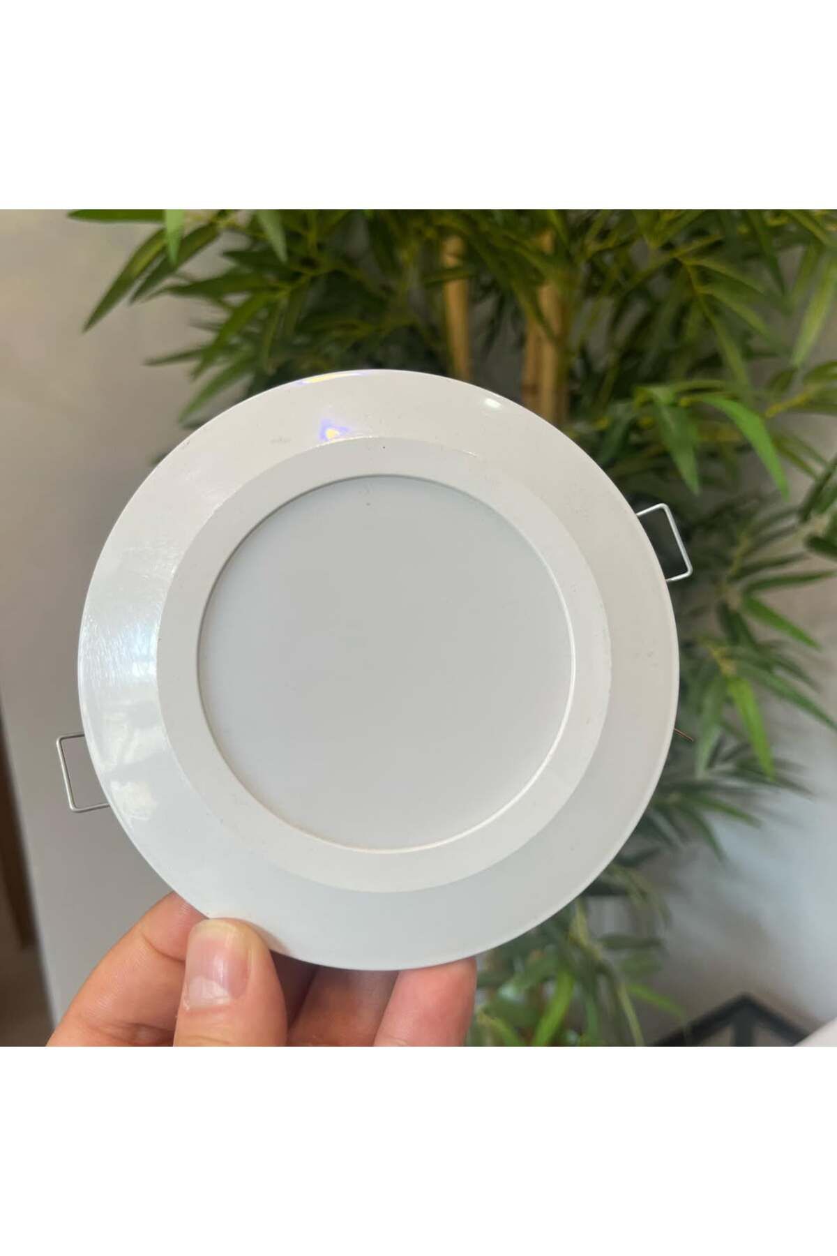 Pratika Practika LED Spot 6W Beyaz Kasa Beyaz Işık - 1