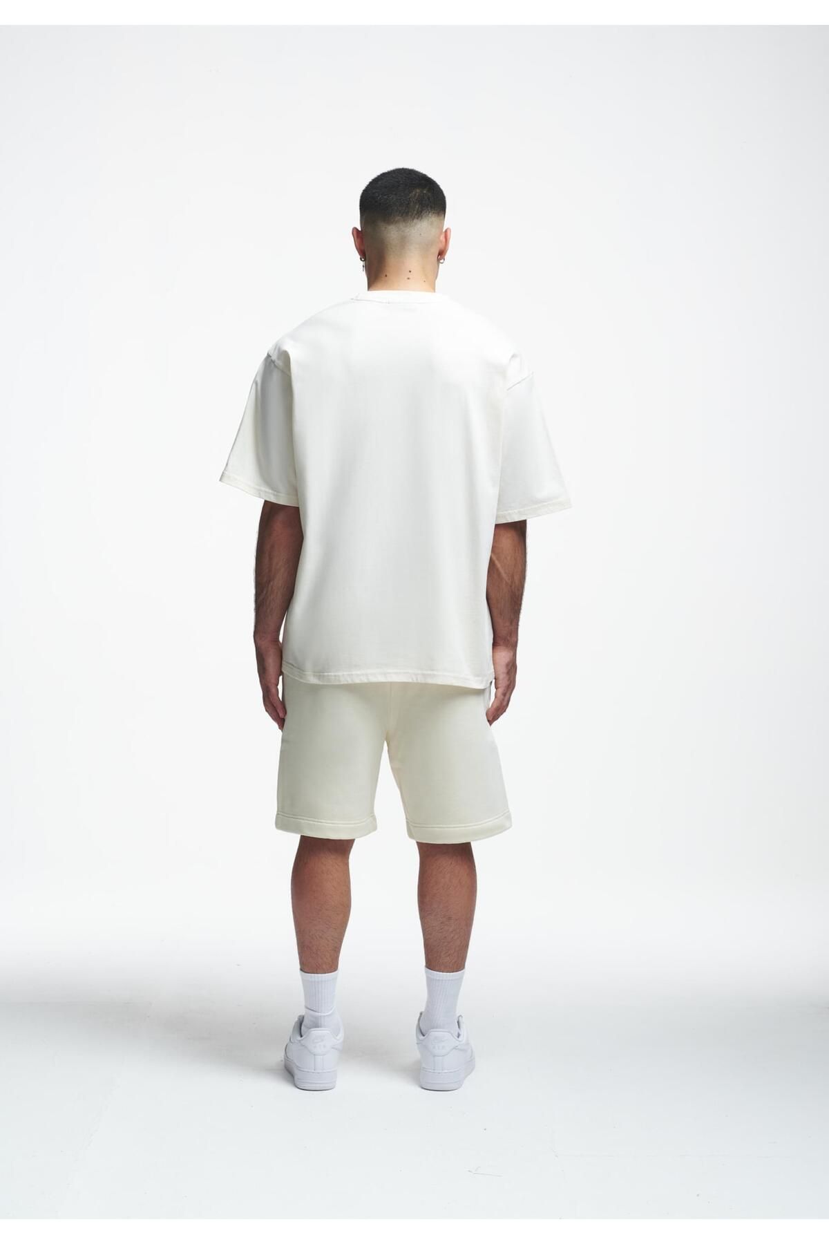 2Y-Herren Good Vibes Only Oversize Tee 7