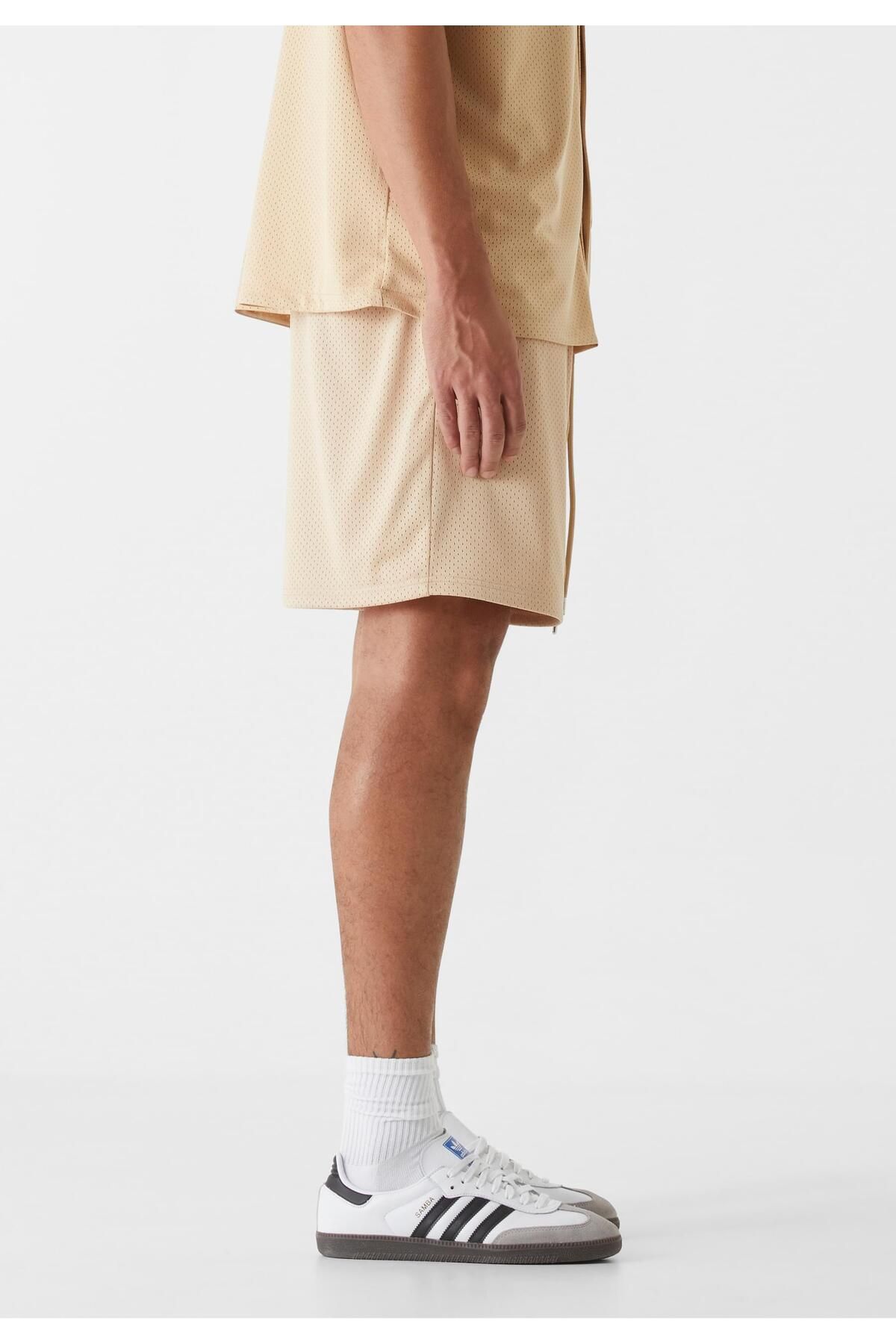 9N1M SENSE-Herren Sense Essential Mesh Shorts 5