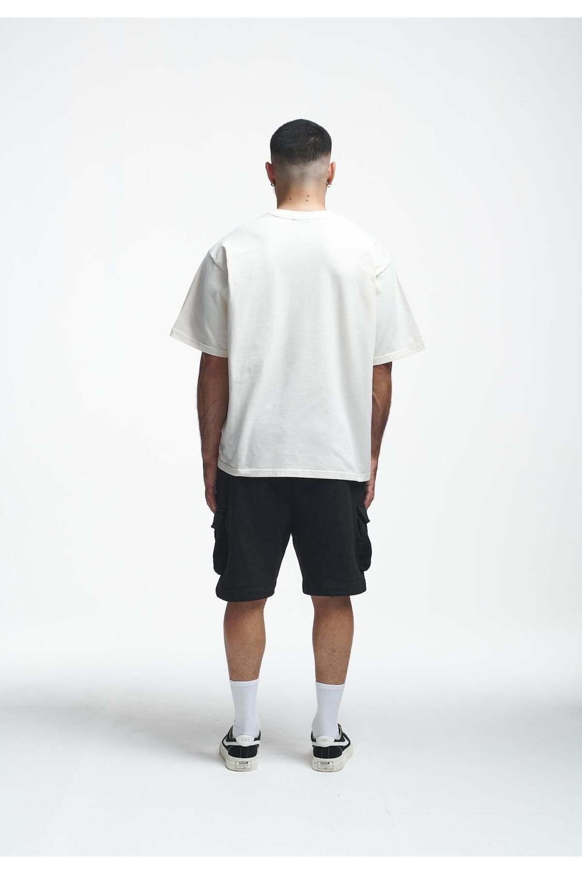 2Y-Herren Less Scrolling Oversize Tee 7