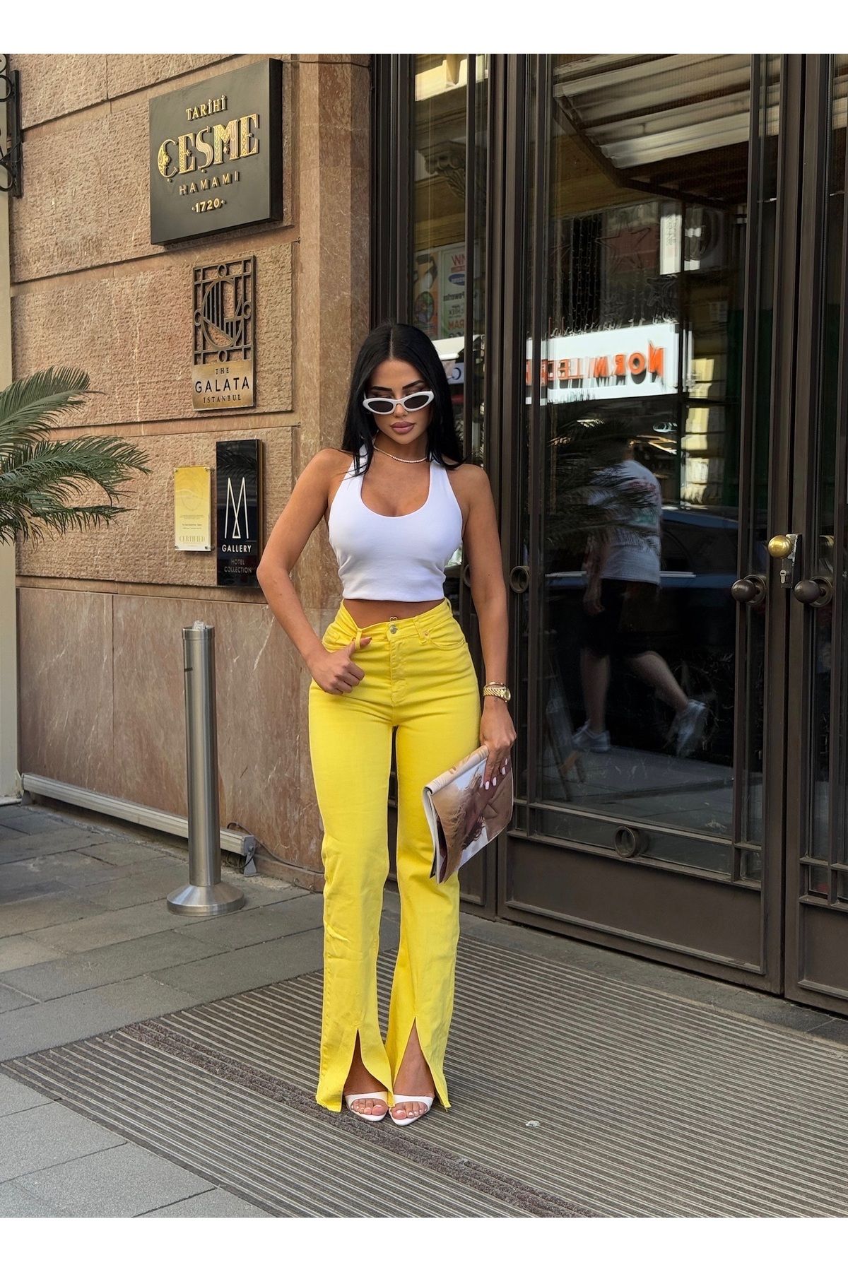 LB Laluna Butik Kadın Yüksek Bel Paça Yırtmaçlı Bootcut Jean Pantolon