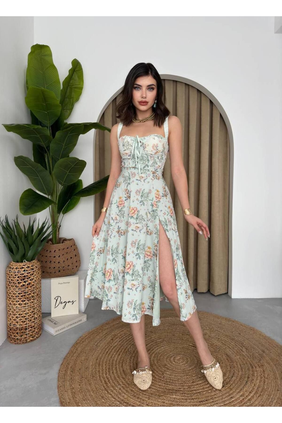 Lovia Yeni Sezon, Göğüs Destekli Mint yeşili , Çiçek Desenli Göğüsten Bağlamalı Elbise