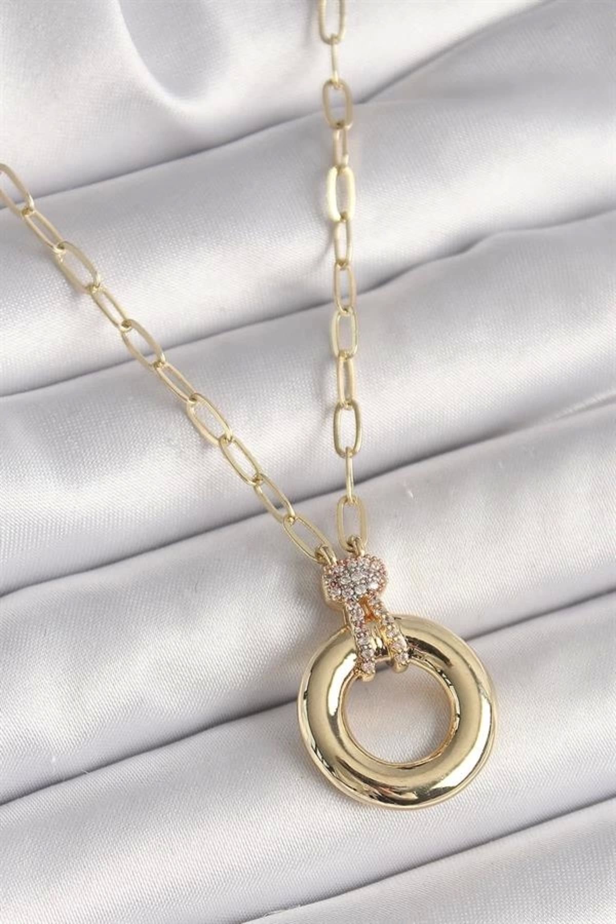 Lale Moda Pirinç Gold Renk Zirkon Taş Detaylı Madalyon Model Kadın Kolye
