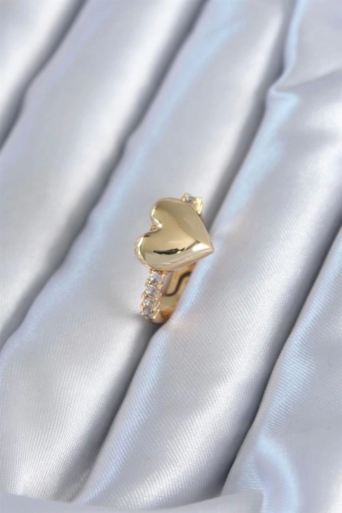 Lale Moda Gold Renk Pirinç Zirkon Taşlı Kalp Model Kadın Yüzük