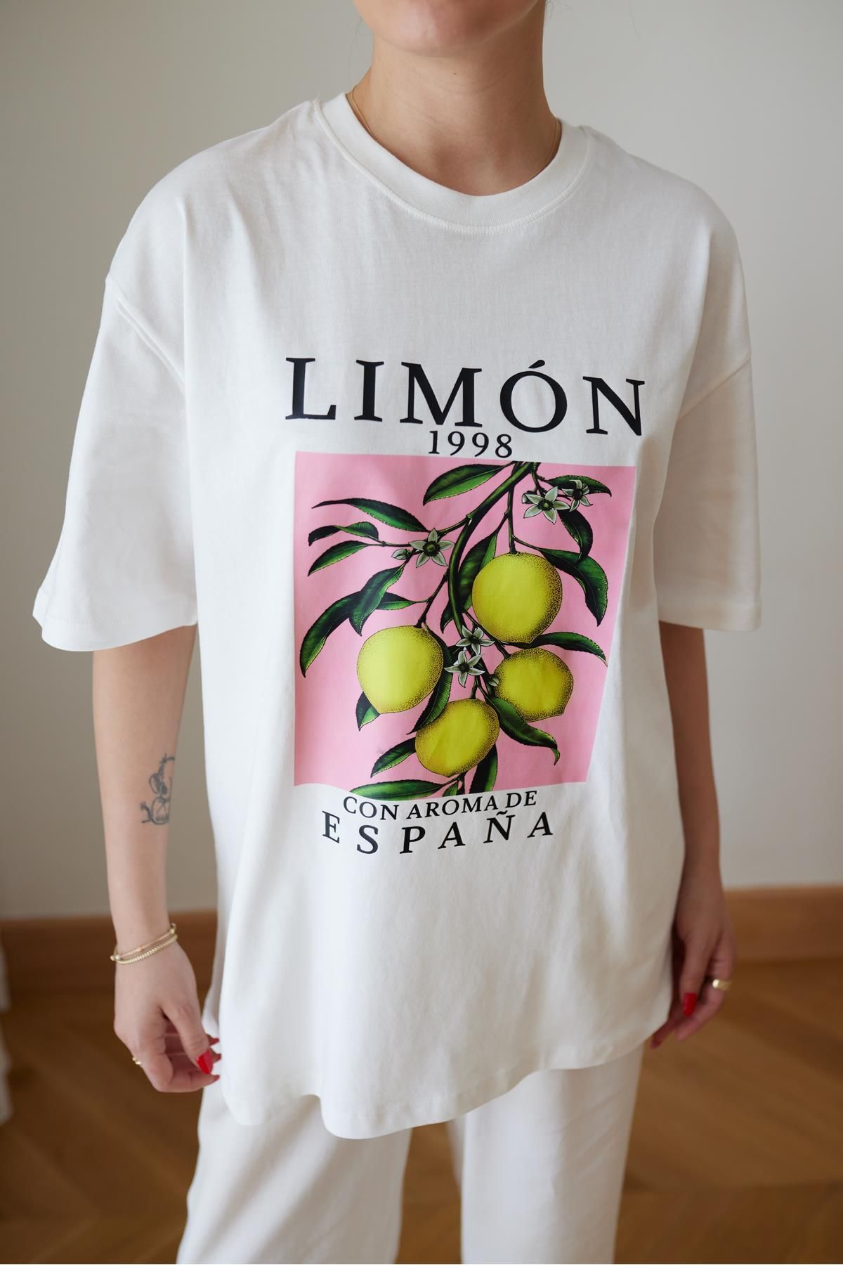 Askı Nişantaşı Krem Yazı Ve Limon Baskılı Oversize T-Shirt