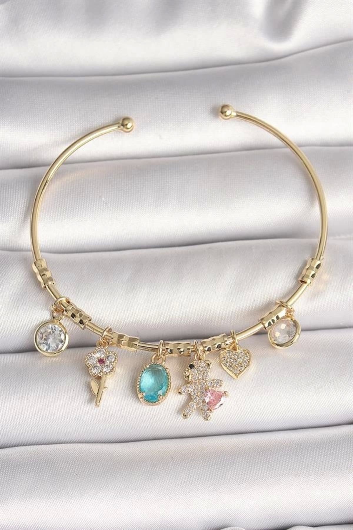 Lale Moda Pirinç Gold Renk Sallantı Zirkon Taşlı AYıcık Figür Kalp Detay Charm Kadın Bileklik