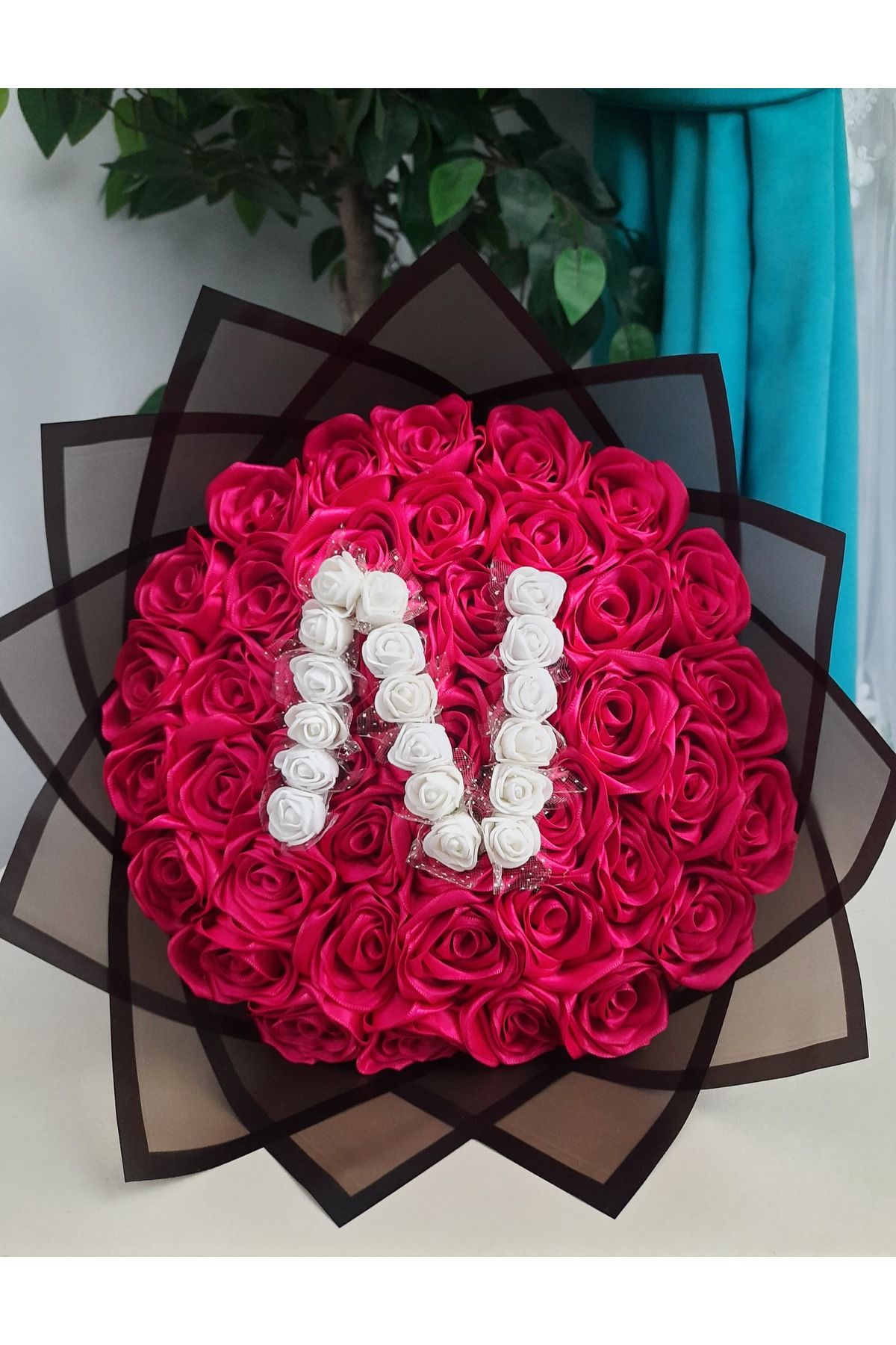 BUKET DÜNYASI 41 Li Harfli Led Işıklı Solmayan Gül Buketi Fuşya Pembe