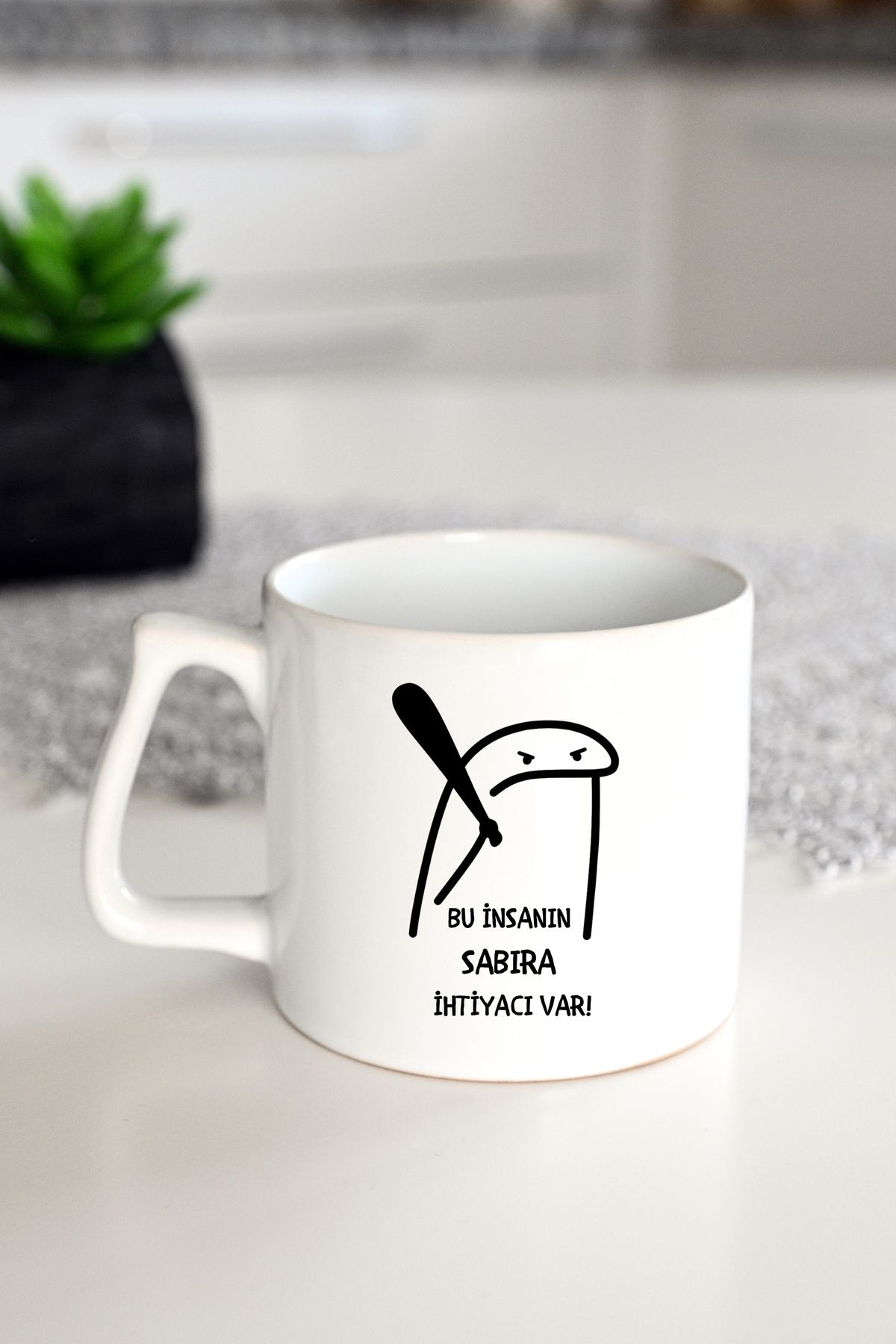 IVART Bu İnsanın Sabra İhtiyacı Var (Erkek) Baskılı Porselen T Kulplu Kupa Bardak-Motto-Office
