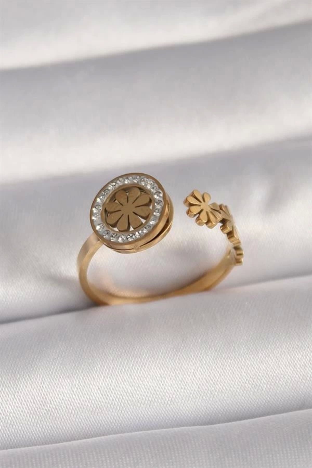 Lale Moda 316L Çelik Gold Renk Zirkon Taşlı Papatya Model Kadın Yüzük
