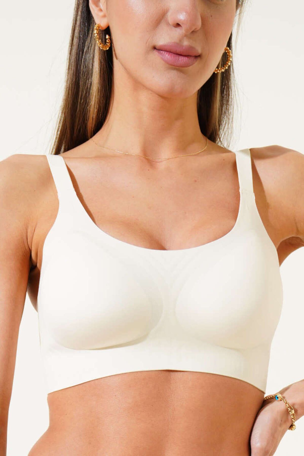 The Clover Lazer Kesim Dikişsiz Oval Kesim Çıkarılabilir Pedli Ayarlı Askılı Sütyen & Bralet THCLVRMSF03