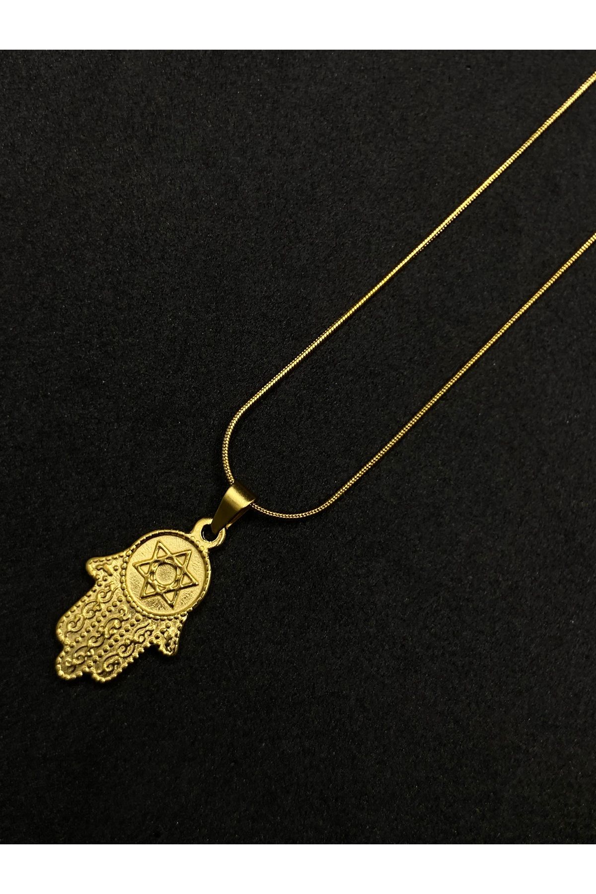 Jiji Jewelery Fatma Ana Eli Yıldız Etnik Detay İşlemeli Altın Renk Paslanmaz Çelik Kolye