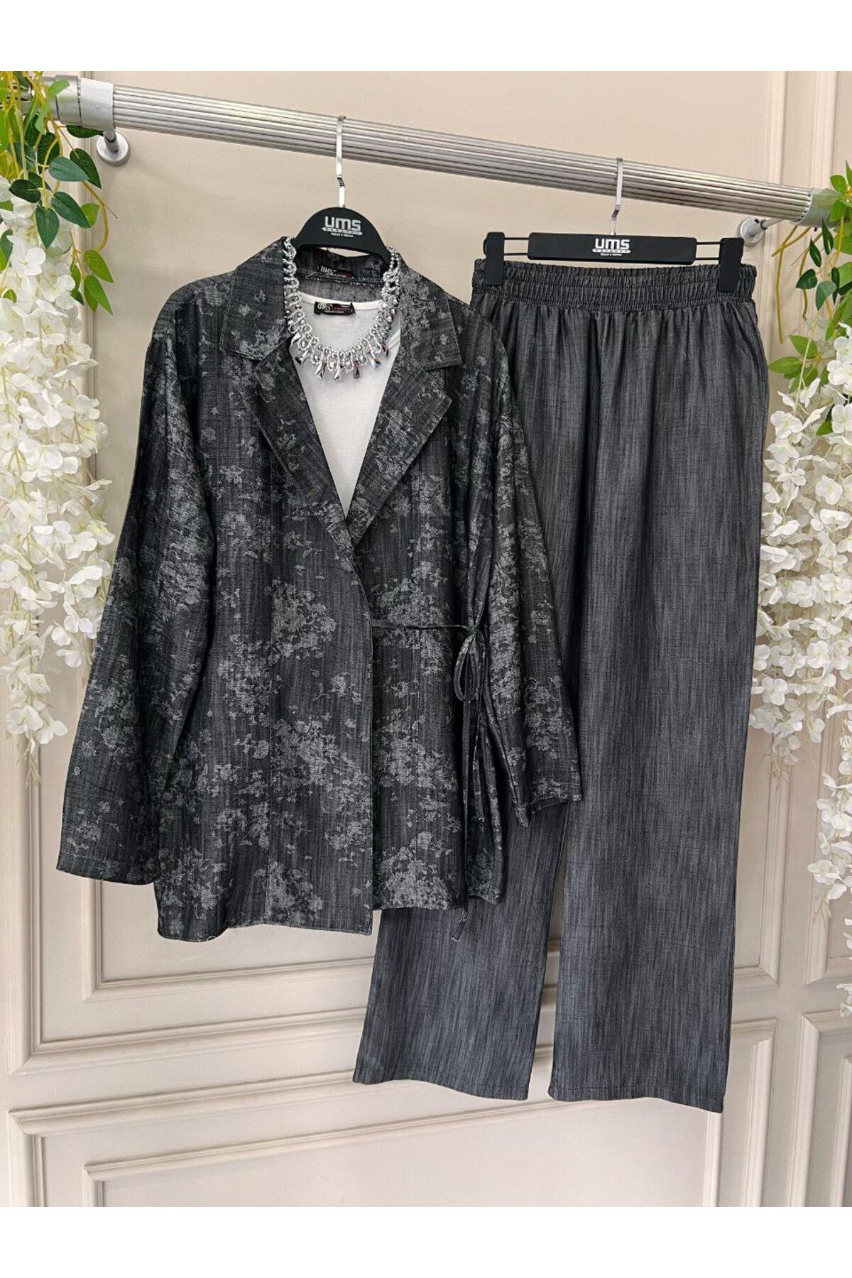 Viskosa VİSKOSA Şık Çiçek Desenli Kimono ve Pantolon Takımı - V-Yaka Uzun Kollu Ceket & Bol Kesim Alt Parça