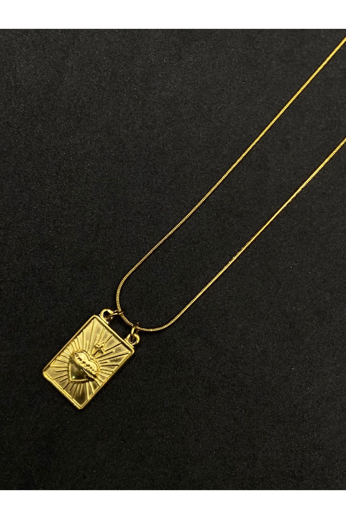 Jiji Jewelery Kalp Parlama Doğuş Trend Bohem Tarz Altın Renk Paslanmaz Çelik Kolye