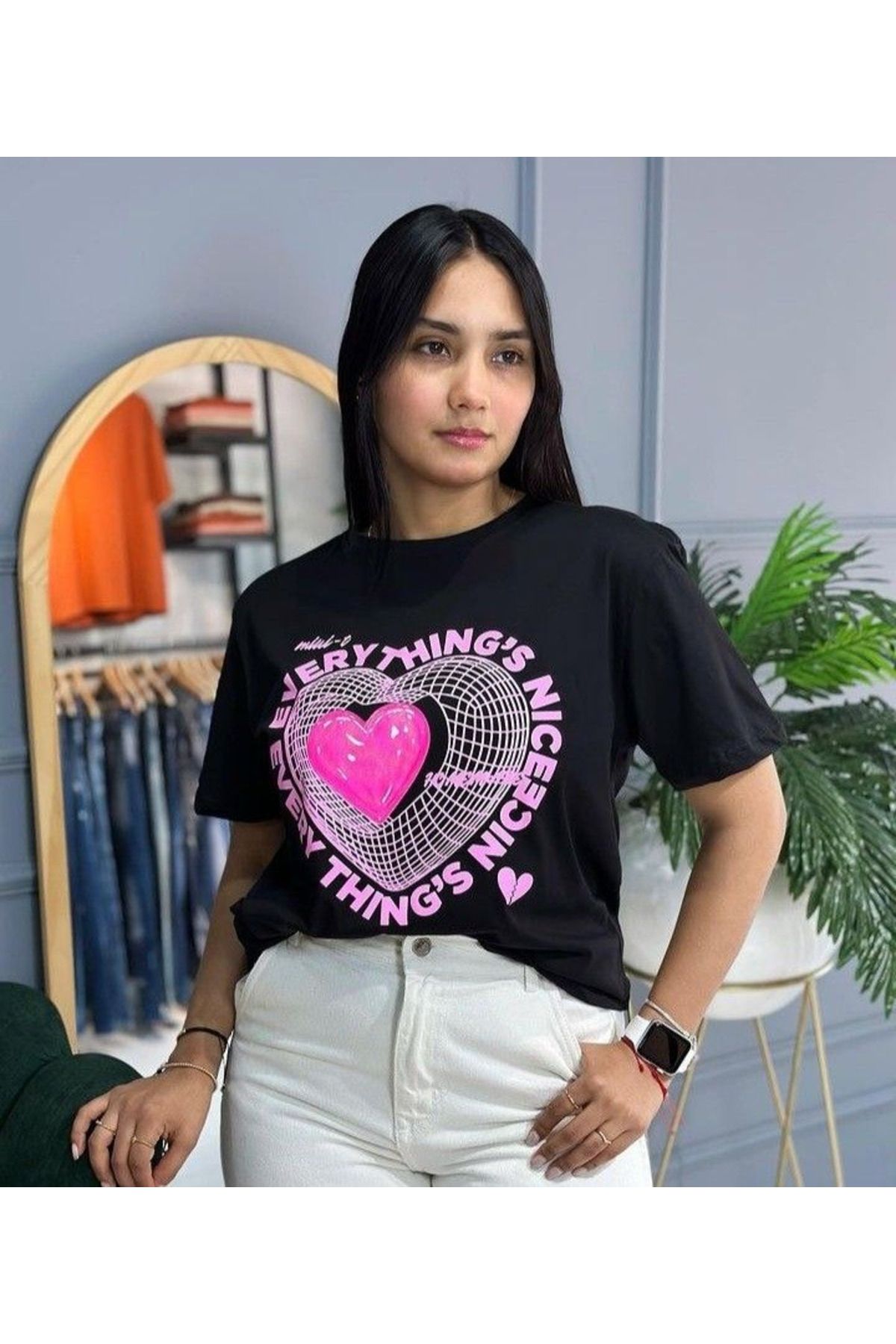 aynewmoda Rahat rahat kalp desenli kısa kollu yuvarlak yakalı tişört
