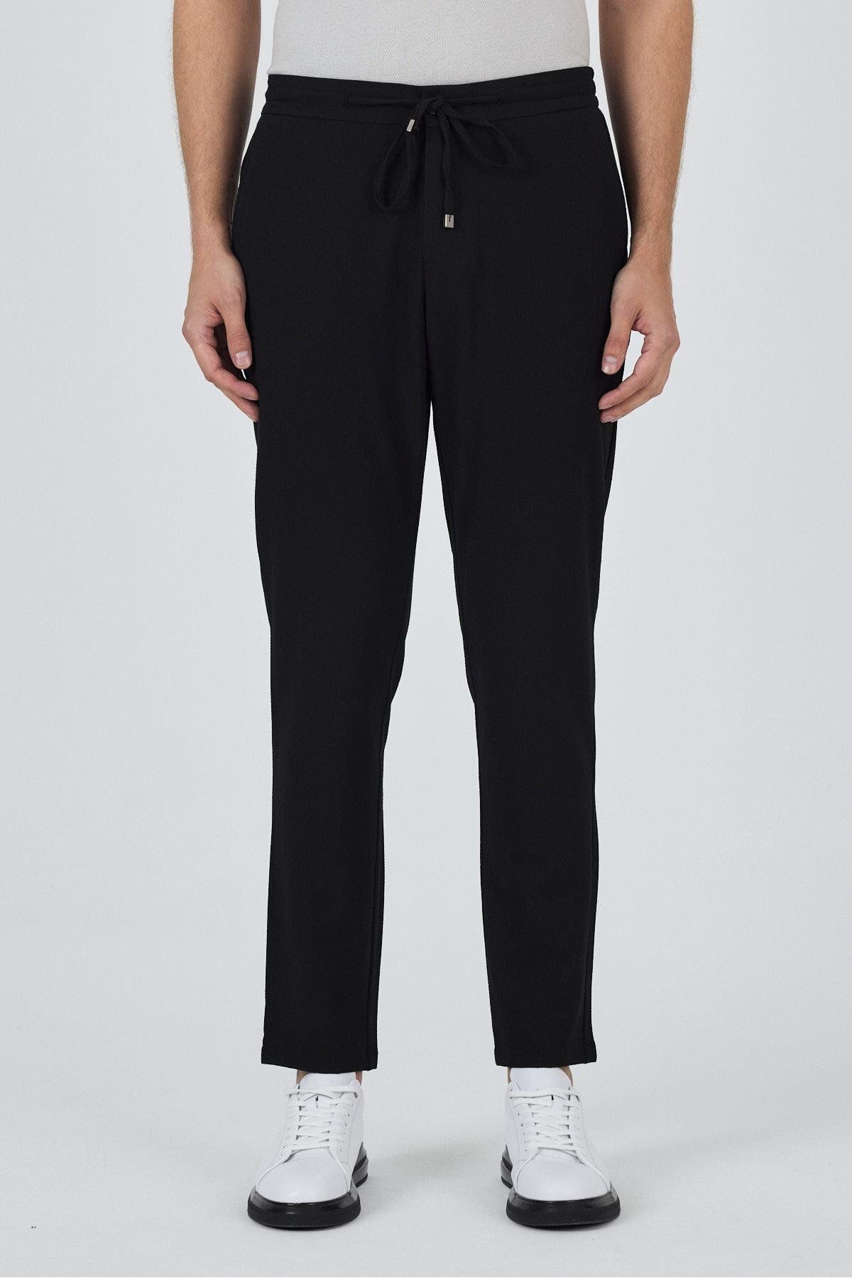 İmza Siyah Esnek Lastikli Yandan Cepli Casual Comfort Fit Jogger Pantolon 1003250210