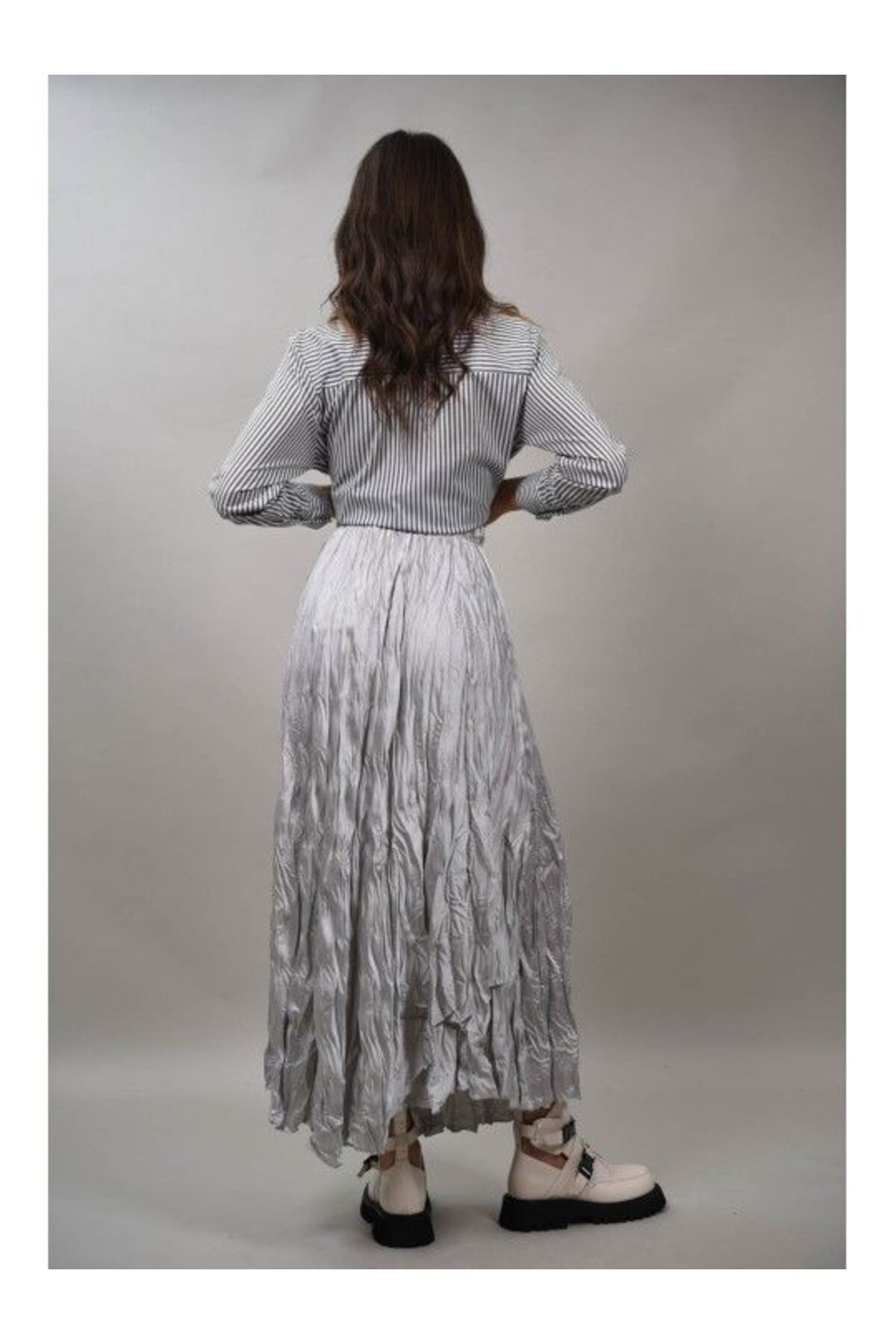 Caspiche-ASYMMETRICAL CRINKLE EFFECT SKIRT AT THE BOTTOM SPLENDORE UNIQUE WAIST Silver 4