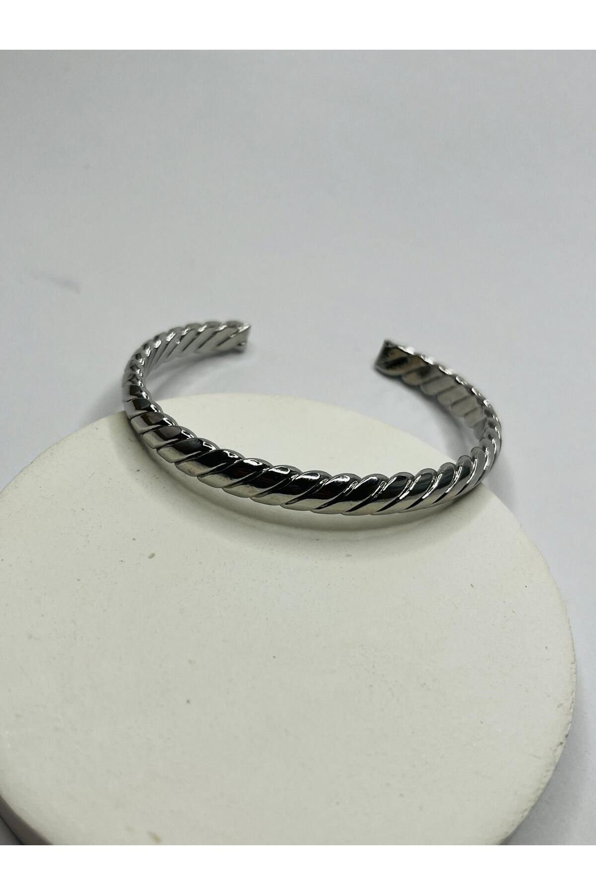ASİN ACCESSORİES Burgu Model Yarım Kelepçe - Çelik Kelepçe