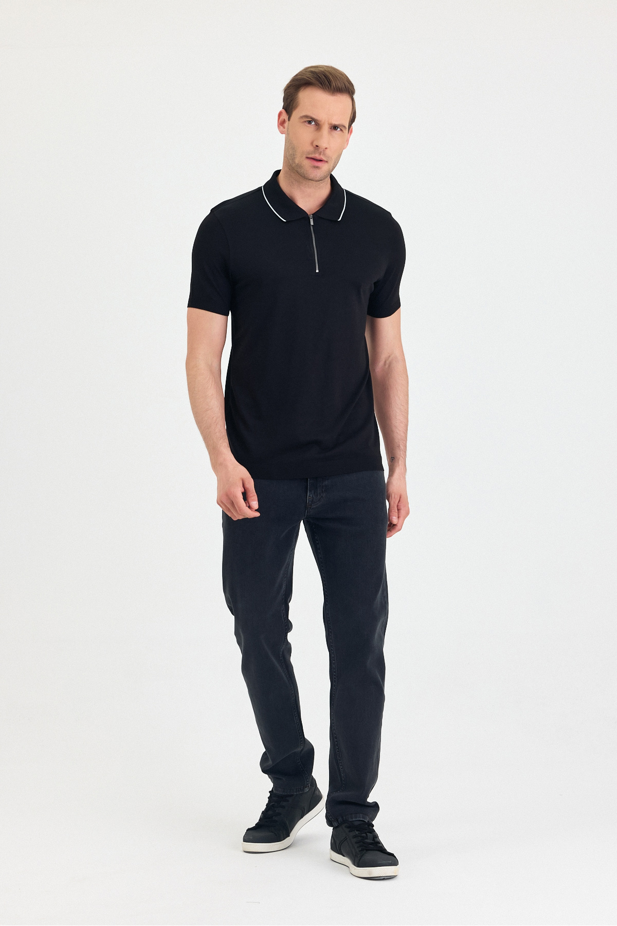ENQUE Erkek Basic Fermuarlı Düz Kıvrılmaz Polo Yaka Modal Pamuklu Slim Fit Tişört