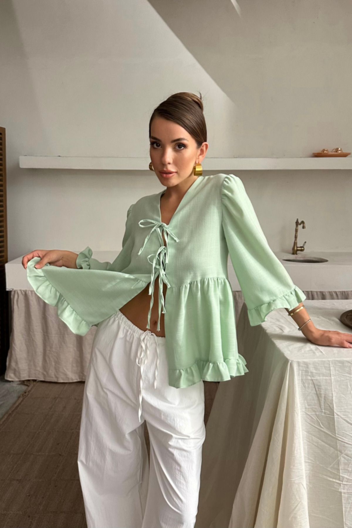 velmorafashion KETEN BLUZ ÖNDEN BAĞLAMALI FIRFIR DETAYLI - Yeşil