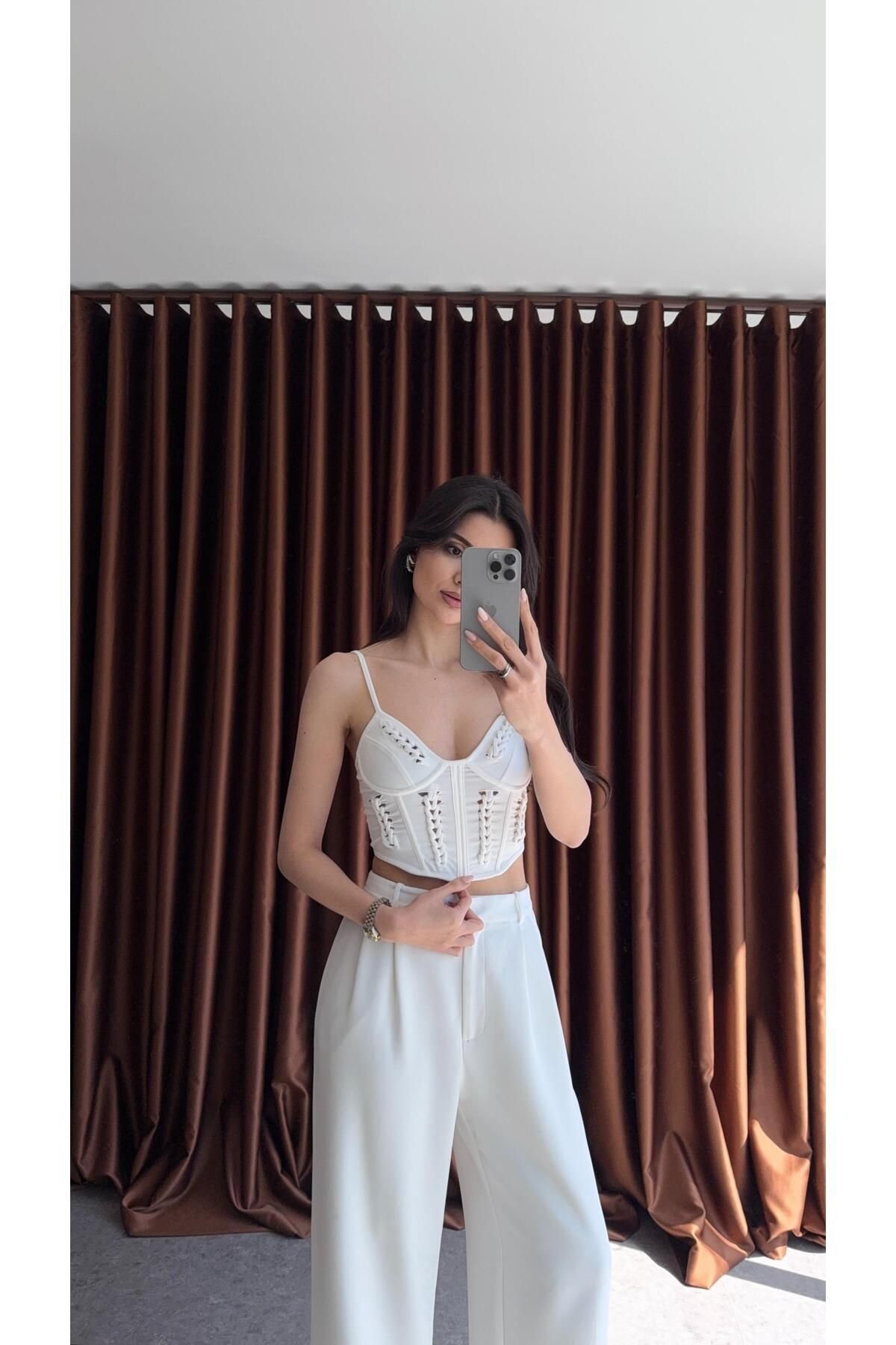 HAZELANNA Örgülü Beyaz Crop