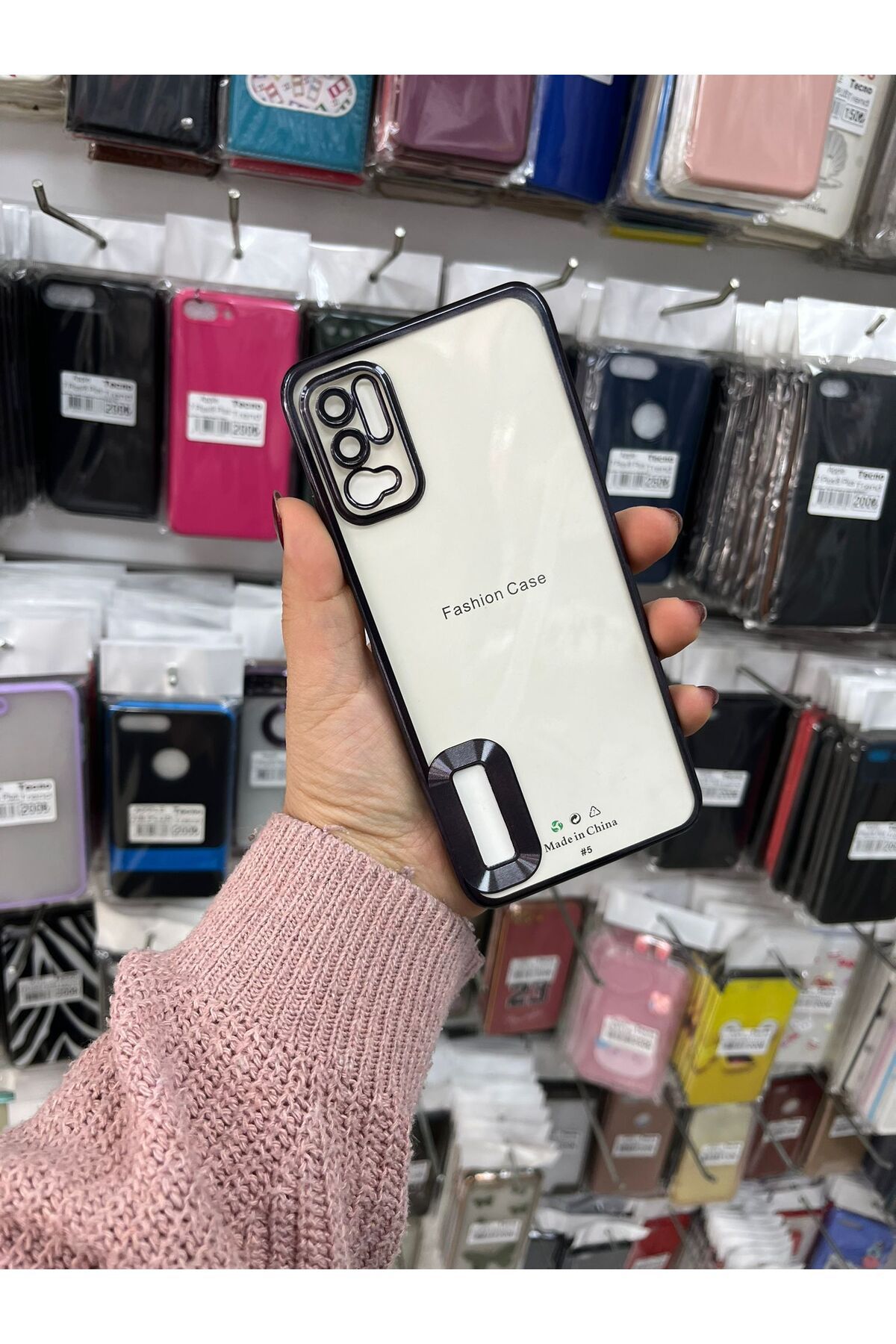 TECNOTREND Xiaomi Redmi Note 10 5G Kılıf Kamera Korumalı Logo Gösteren Omega Kapak
