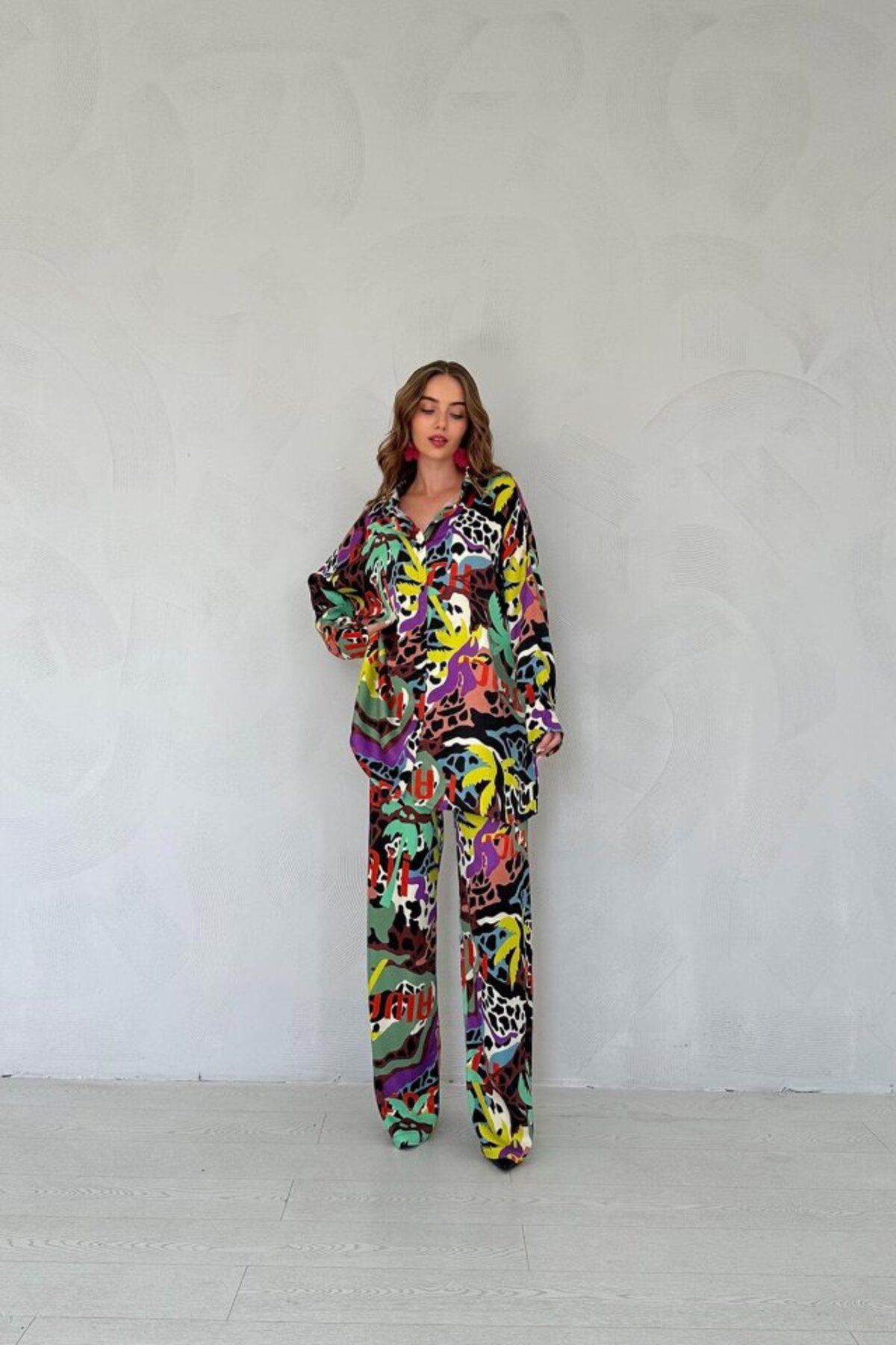 velmorafashion Kahverengi Dijital Desenli Gömlek Ve Pantolon Takım