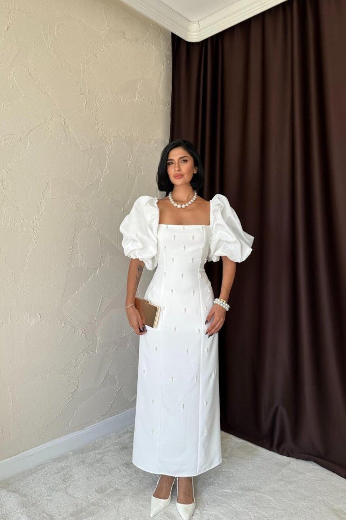velmorafashion Beyaz İşlemeli Kolu Garnili Elbise