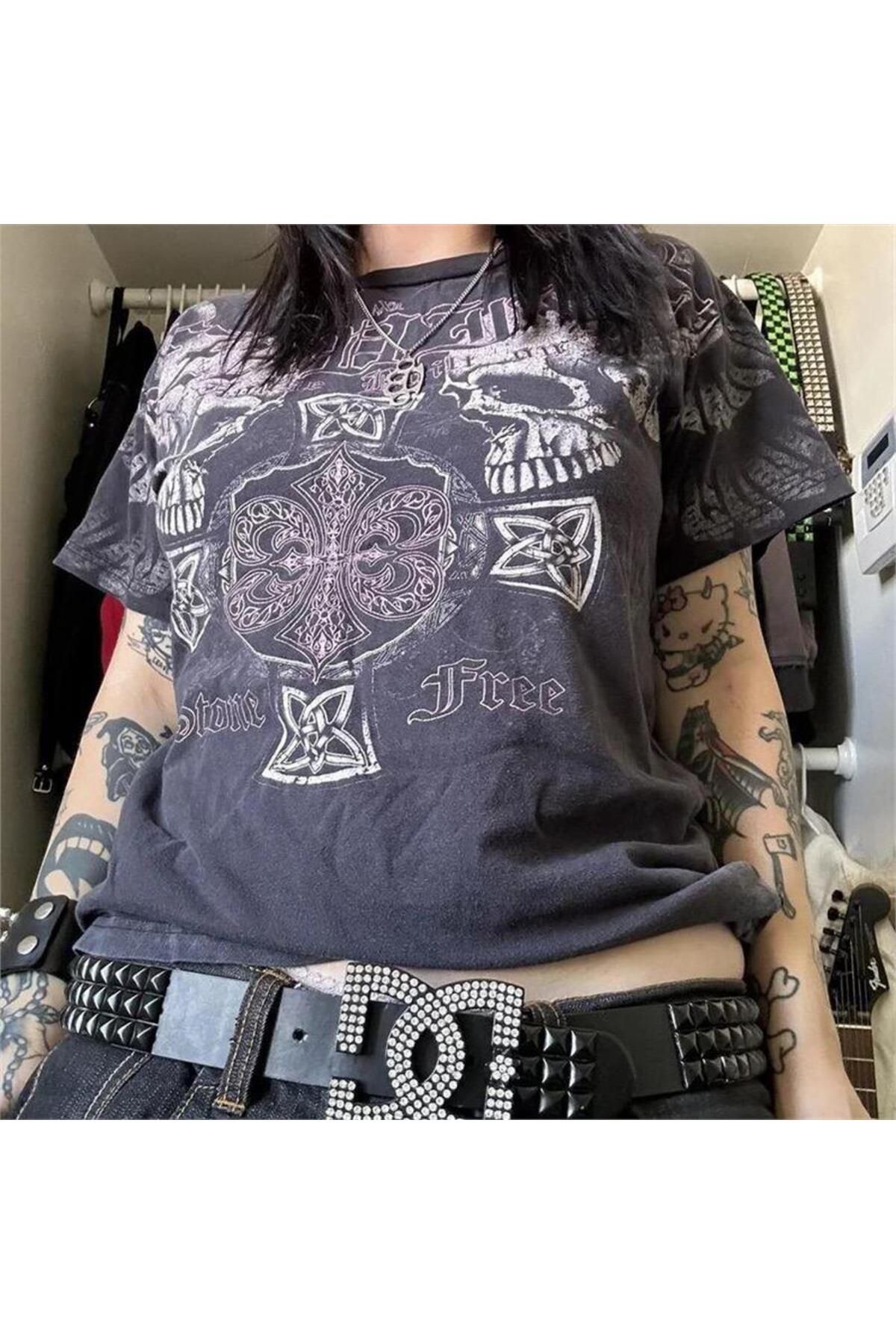 BALİNA Füme Gothic Stone Free Winged Skull Cyber Grunge Unisex T-shirt -ALH