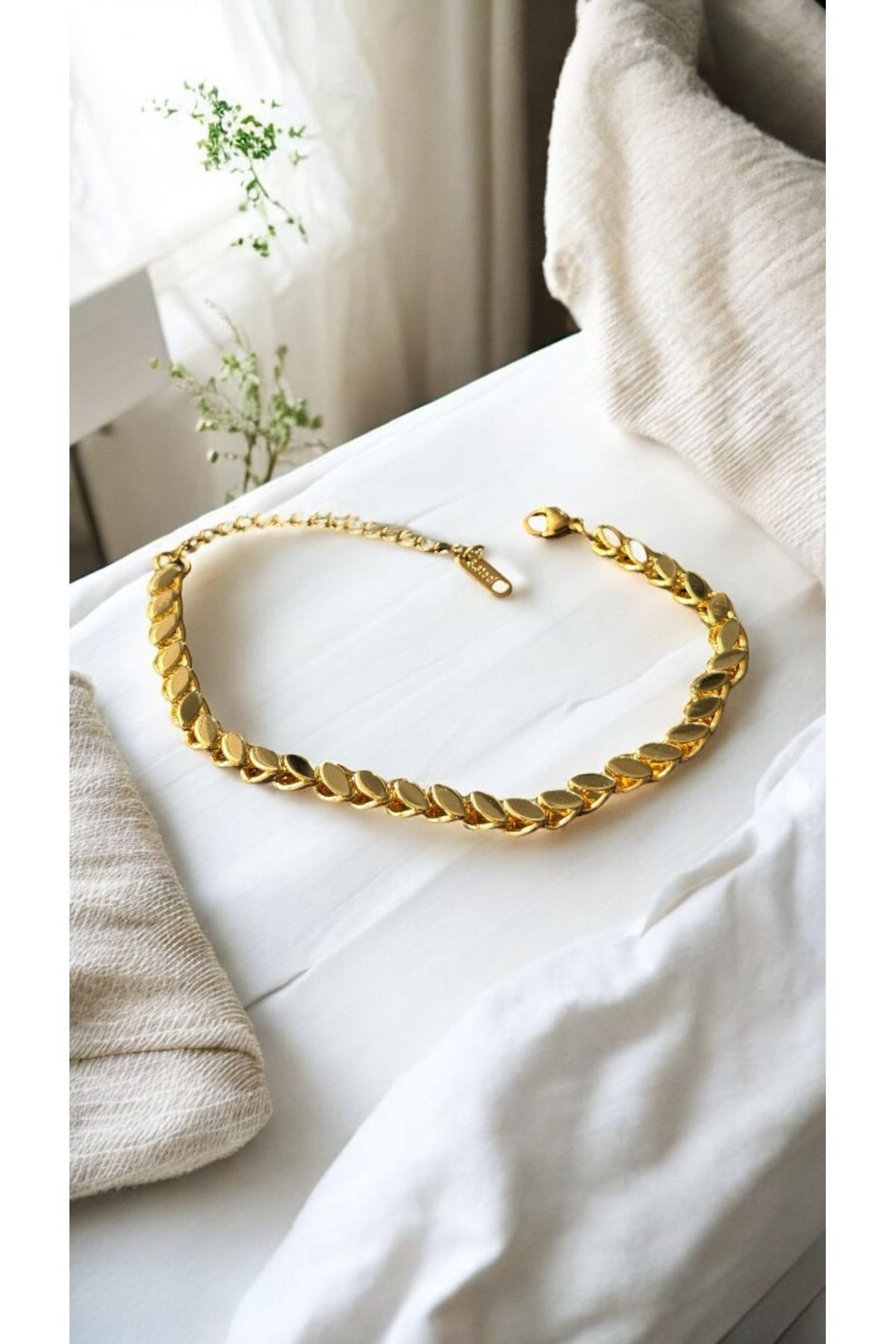 İNN JEWELLERY Kadın Bileklik 316 L Çelik Kararmaz Antialerjik 14 Ayar Arpa 2 Yıl İthalatçı Garantili