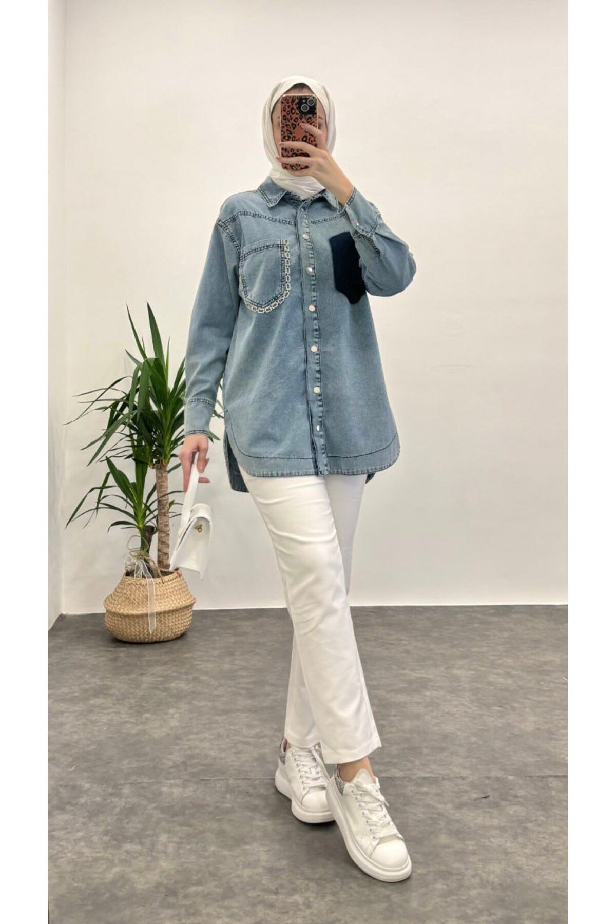 Suede Style 9145 - Cep Zincir İşleme Detaylı Rahat Şık Kadın İnce Kot Ceket