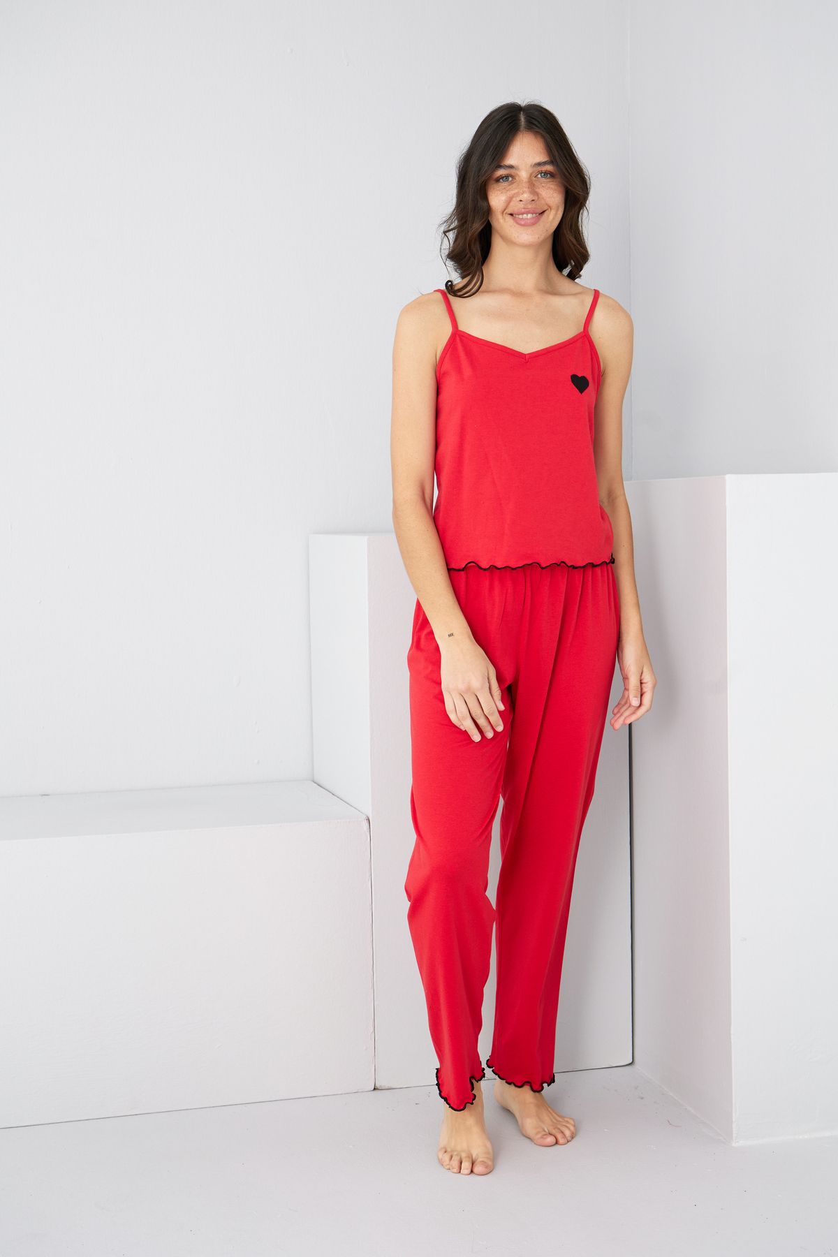 Siyah İnci-Red Heart Embroidered Rope Strap Knitted Pajama Set7883 2