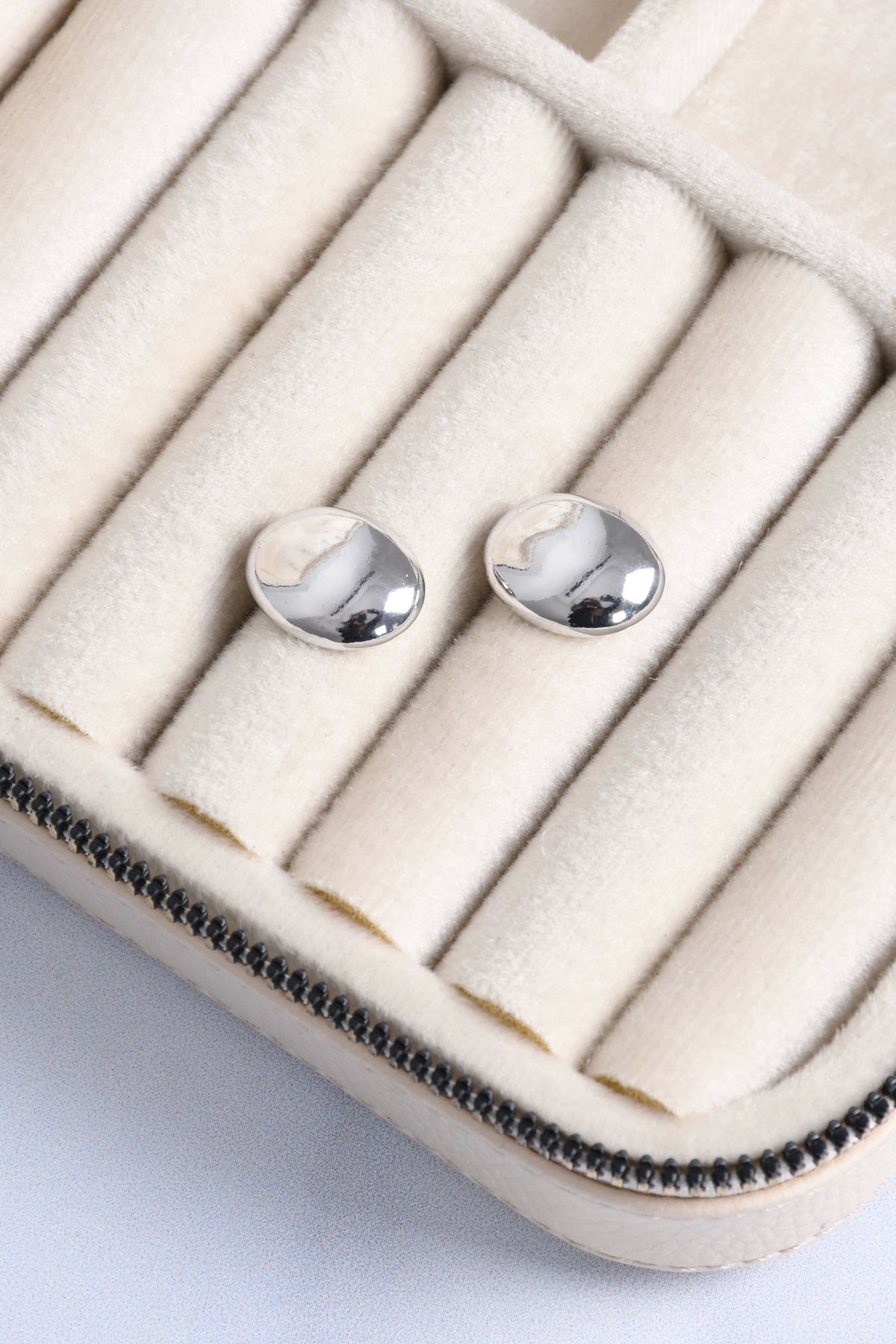 shiva accessorie Silver Plaka Model Çelik Küpe
