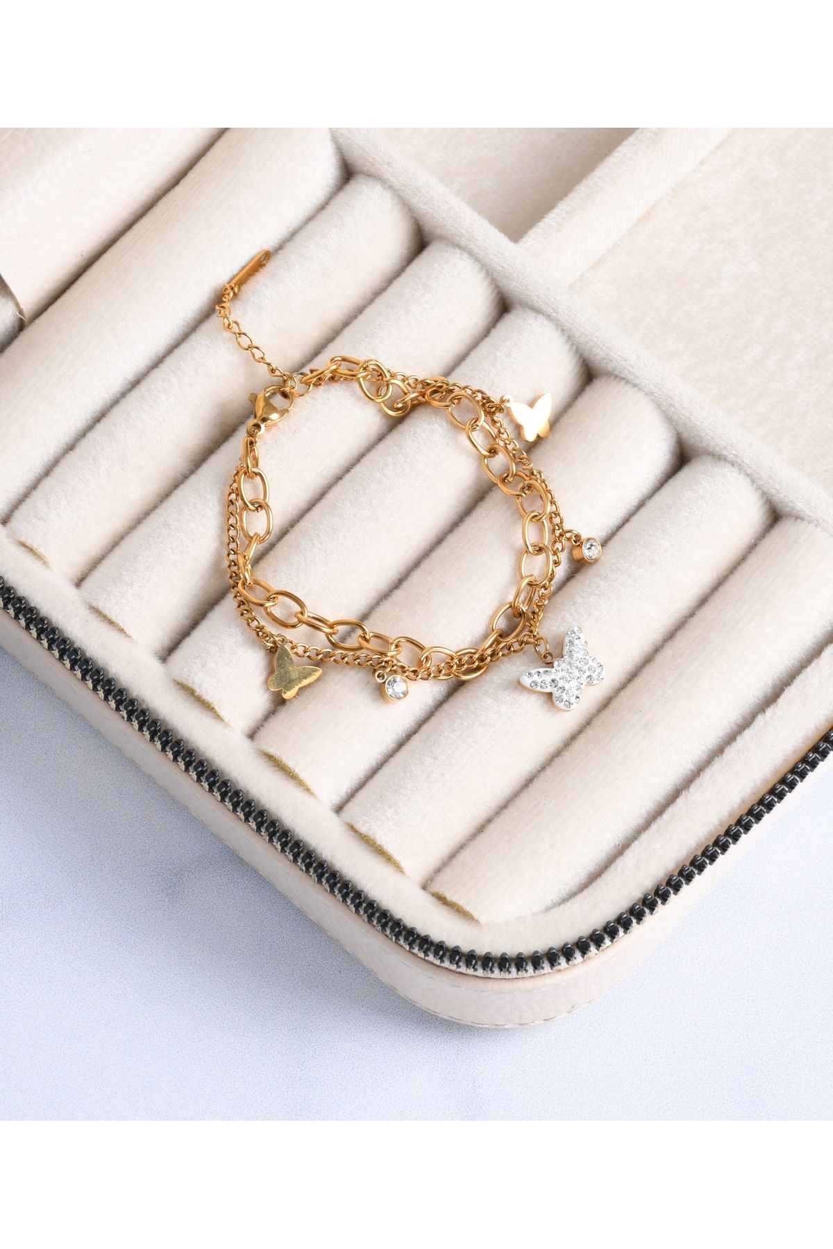 shiva accessorie Kelebek Taşlı Gold Çoklu Bileklik