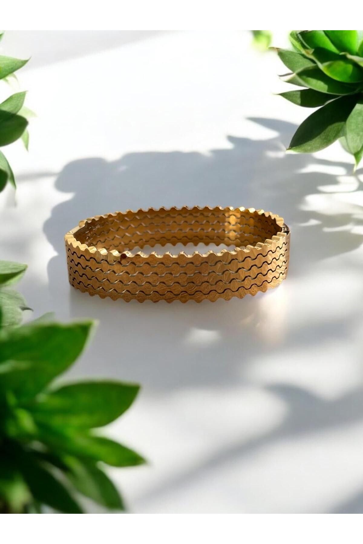 Constanza Exclusive Tırtıklı Bezel Çelik Kelepçe Cns046-2