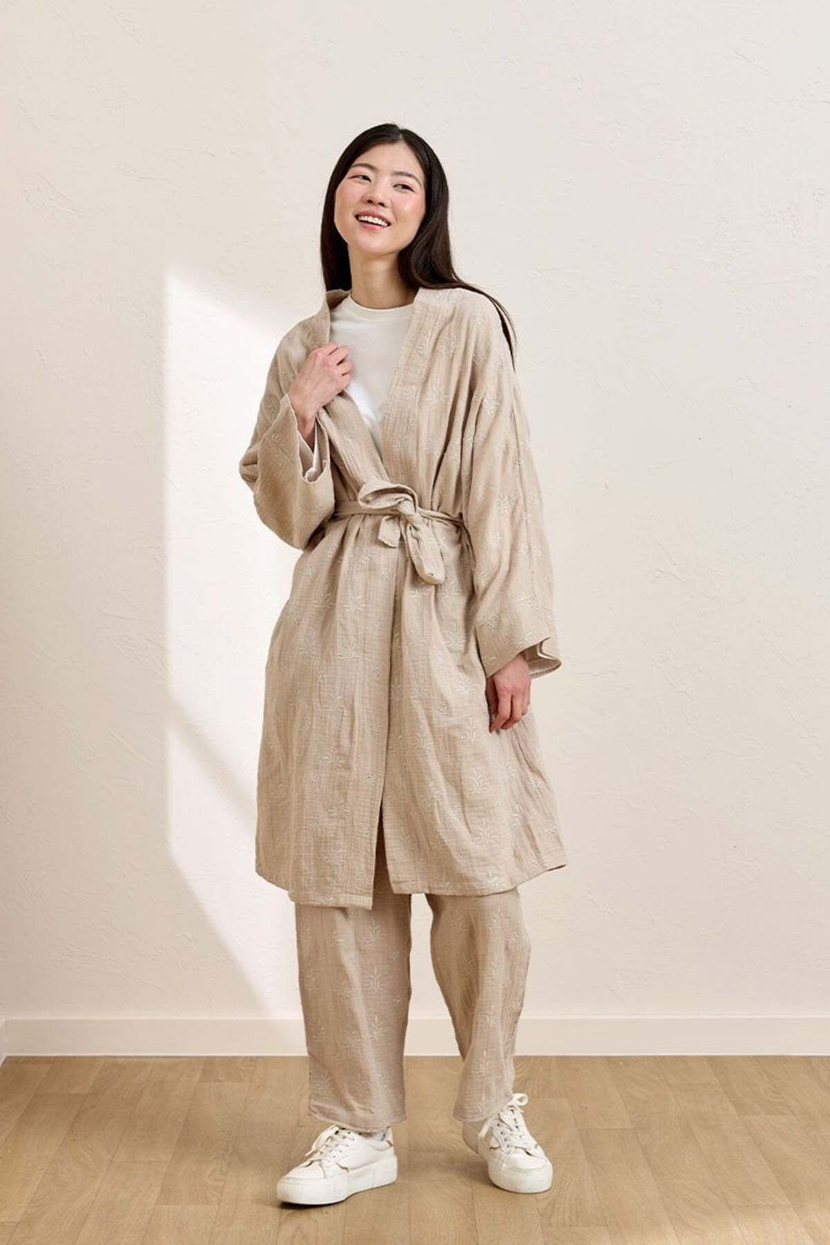 Ceylan Otantik Vizon Fistolu Müslin Uzun Kimono