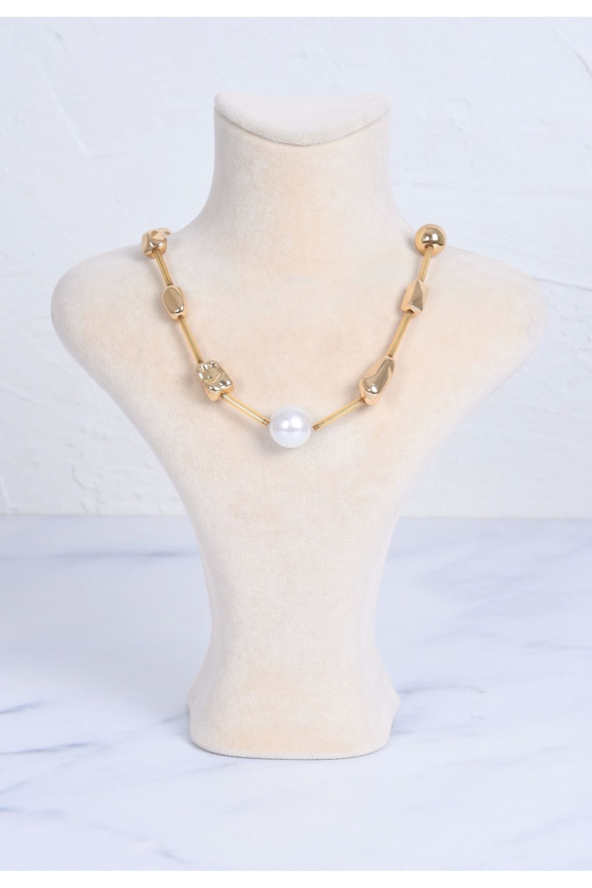shiva accessorie İnci Detay Gold Boncuk Kolye