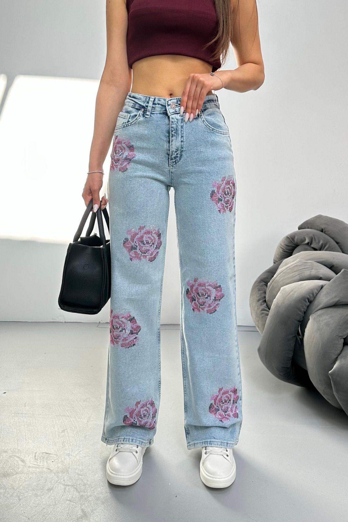 BİKELİFE Kadın Çiçek Detaylı Yüksek Bel Taşlı Likralı Straight Jean