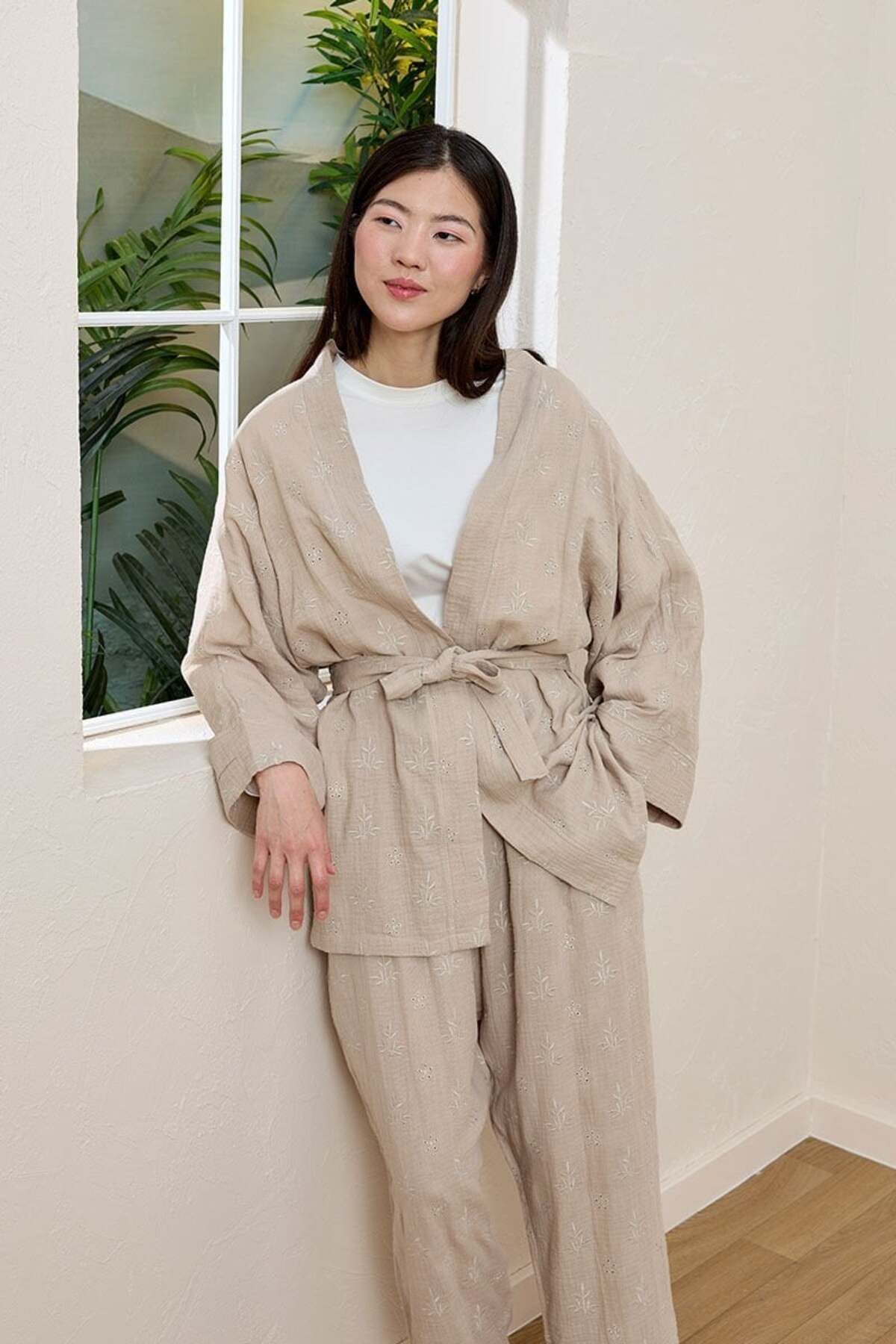 Ceylan Otantik Vizon Fistolu Müslin Kısa Kimono