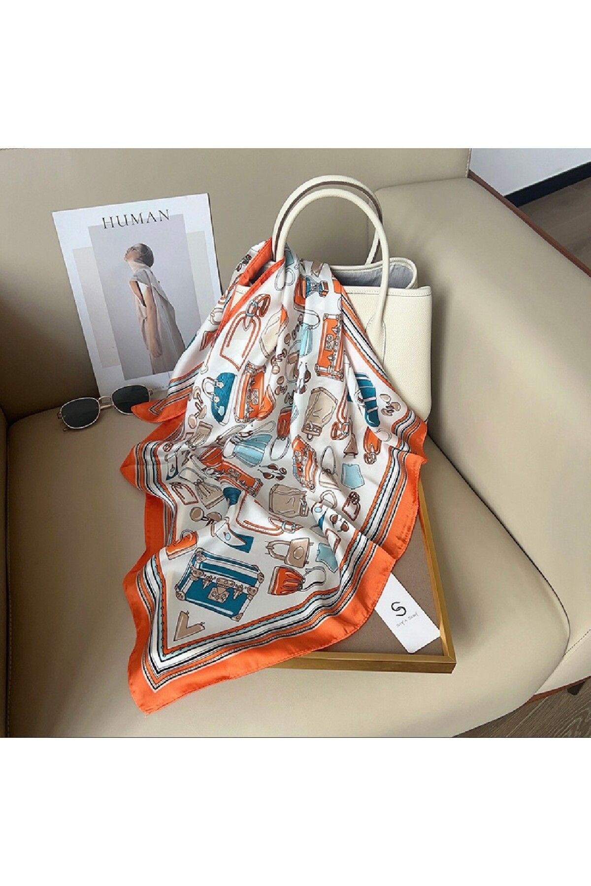 CHARMLUCKY RENKLİ DESENLİ ŞAL-FULAR 70X70 CM